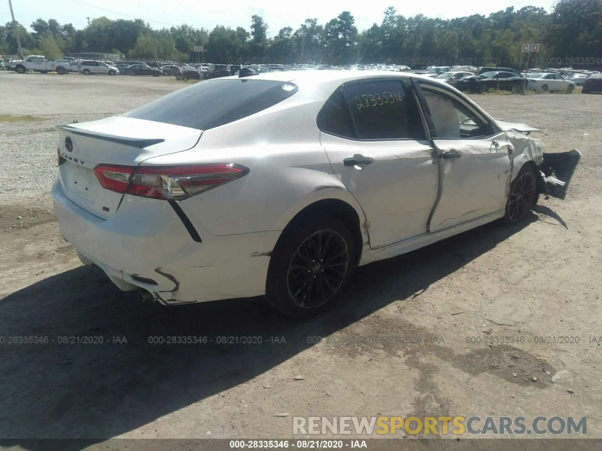 4 Photograph of a damaged car 4T1B11HK7KU249324 TOYOTA CAMRY 2019