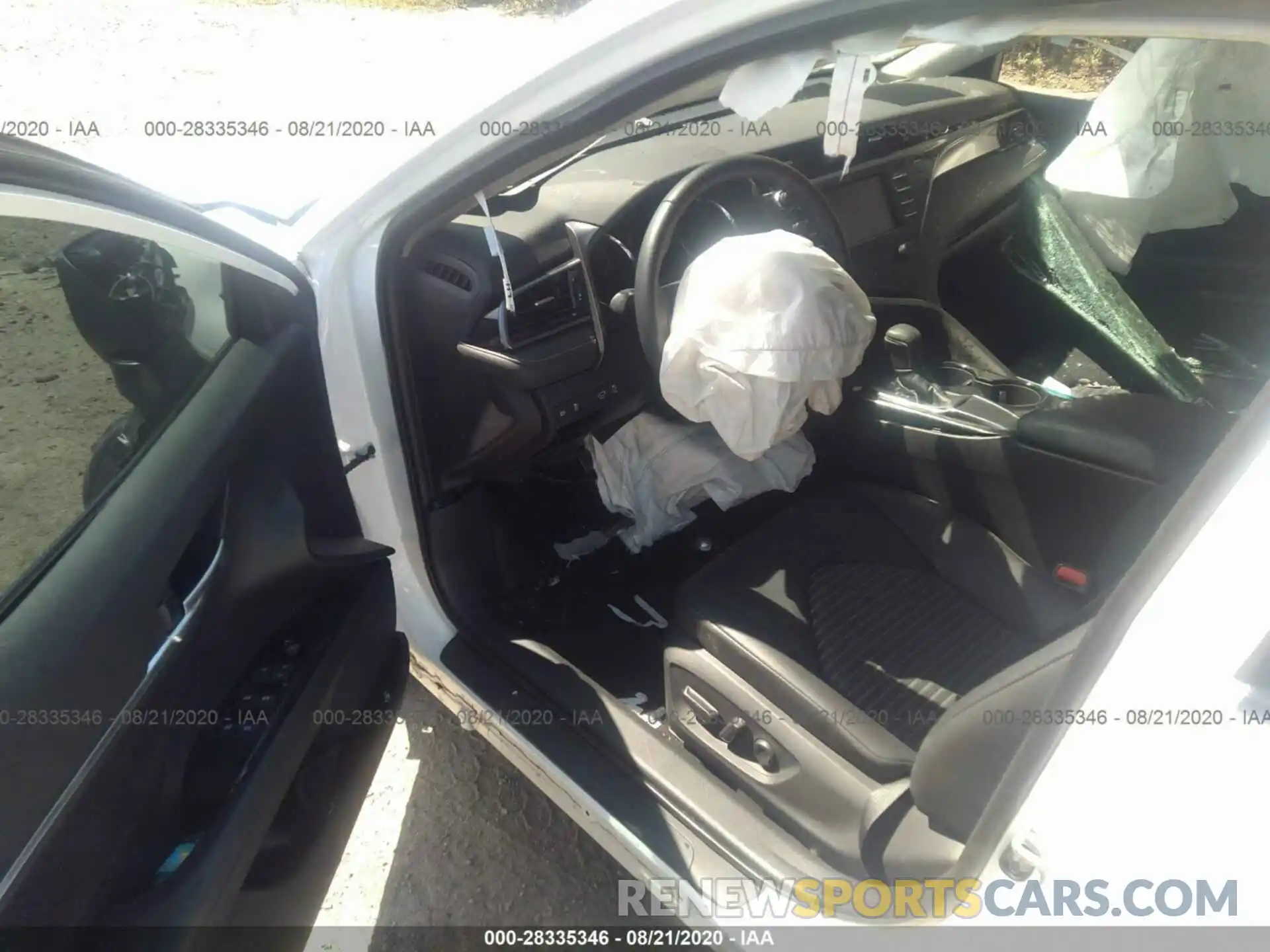 5 Photograph of a damaged car 4T1B11HK7KU249324 TOYOTA CAMRY 2019