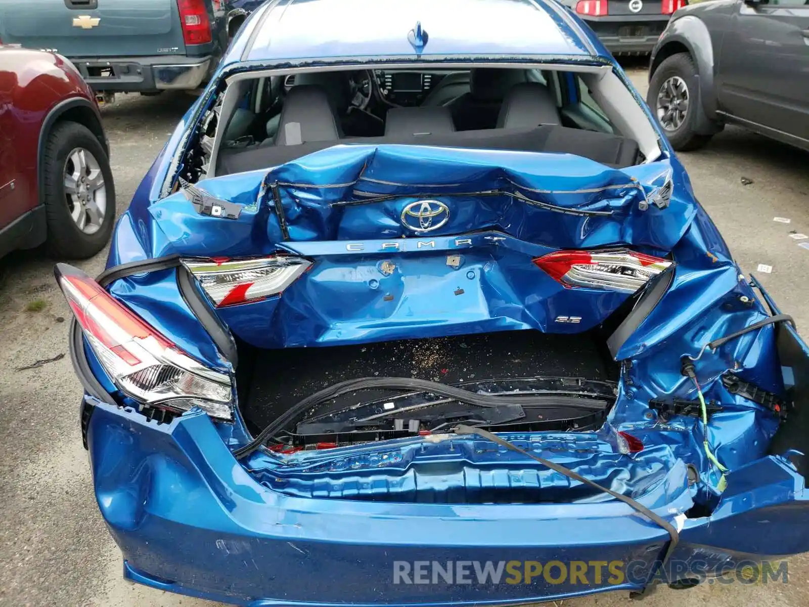 9 Photograph of a damaged car 4T1B11HK7KU249548 TOYOTA CAMRY 2019