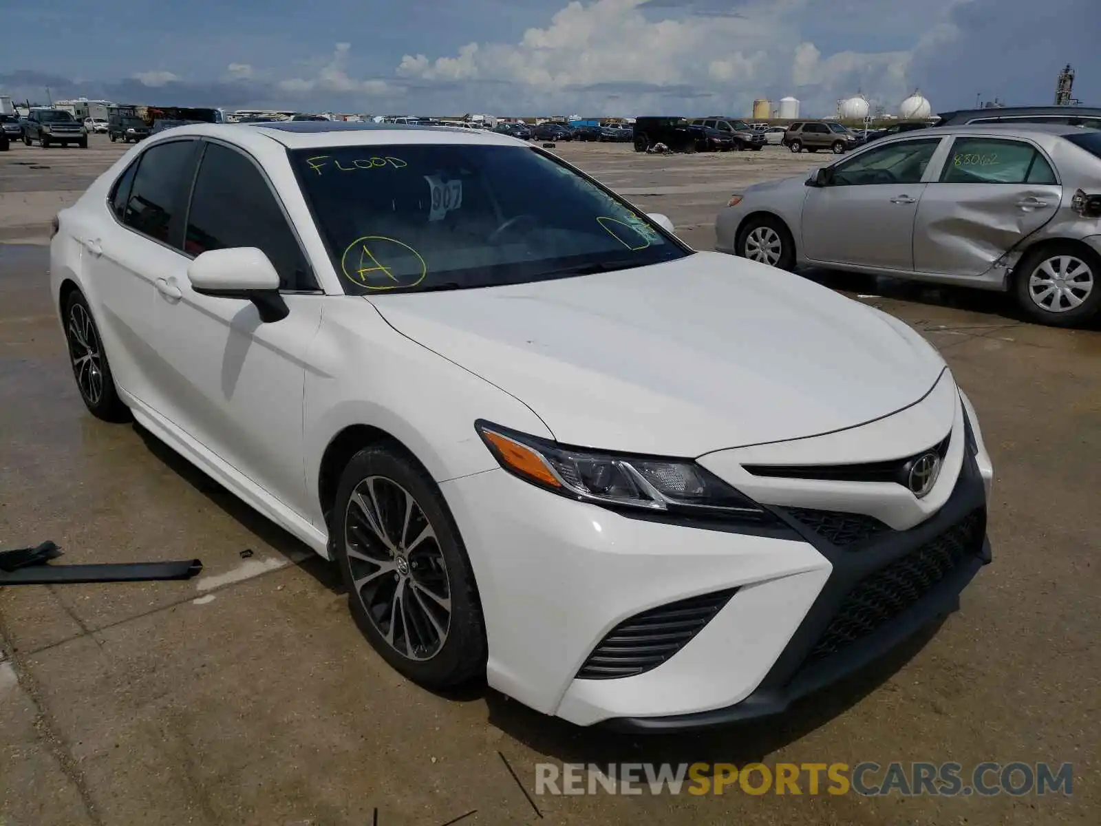 1 Photograph of a damaged car 4T1B11HK7KU249579 TOYOTA CAMRY 2019