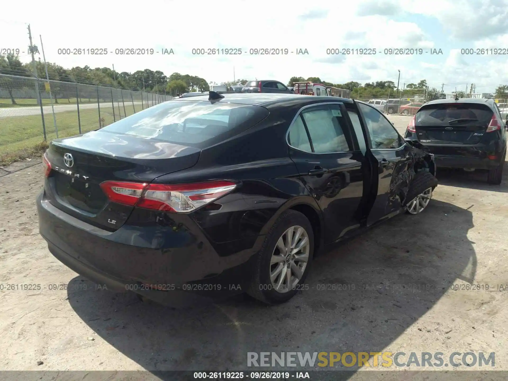 4 Photograph of a damaged car 4T1B11HK7KU251512 TOYOTA CAMRY 2019