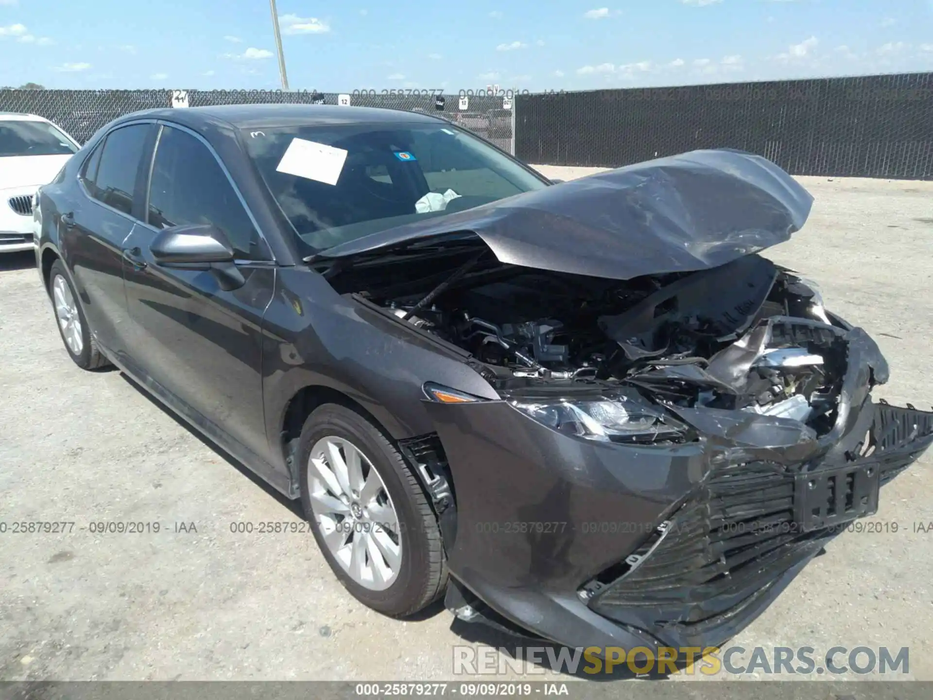 1 Photograph of a damaged car 4T1B11HK7KU252952 TOYOTA CAMRY 2019