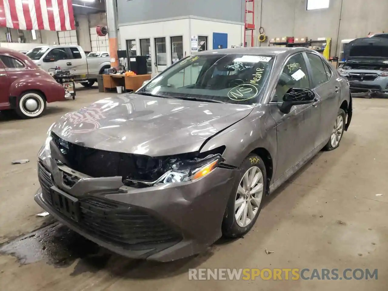 2 Photograph of a damaged car 4T1B11HK7KU253180 TOYOTA CAMRY 2019