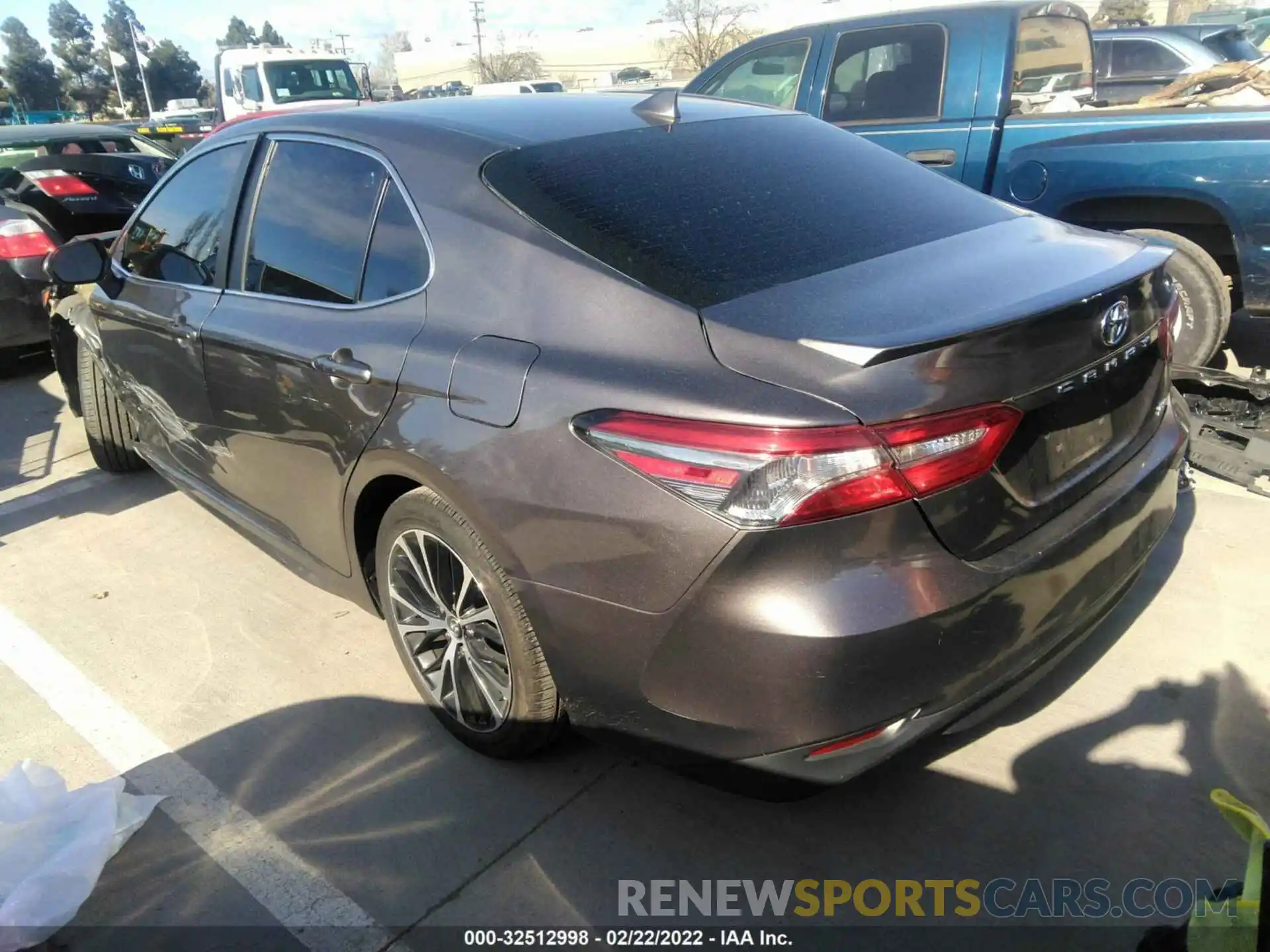 3 Photograph of a damaged car 4T1B11HK7KU254314 TOYOTA CAMRY 2019