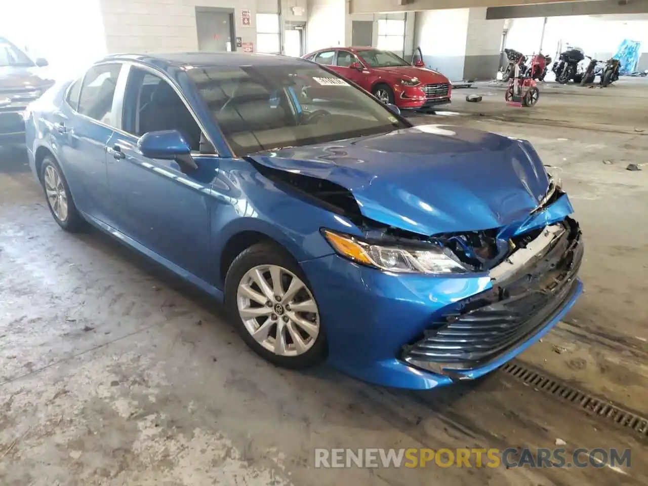 1 Photograph of a damaged car 4T1B11HK7KU254331 TOYOTA CAMRY 2019