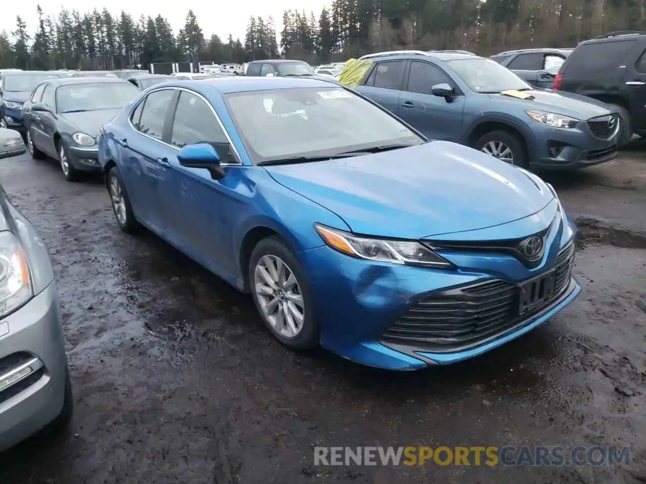 1 Photograph of a damaged car 4T1B11HK7KU255267 TOYOTA CAMRY 2019