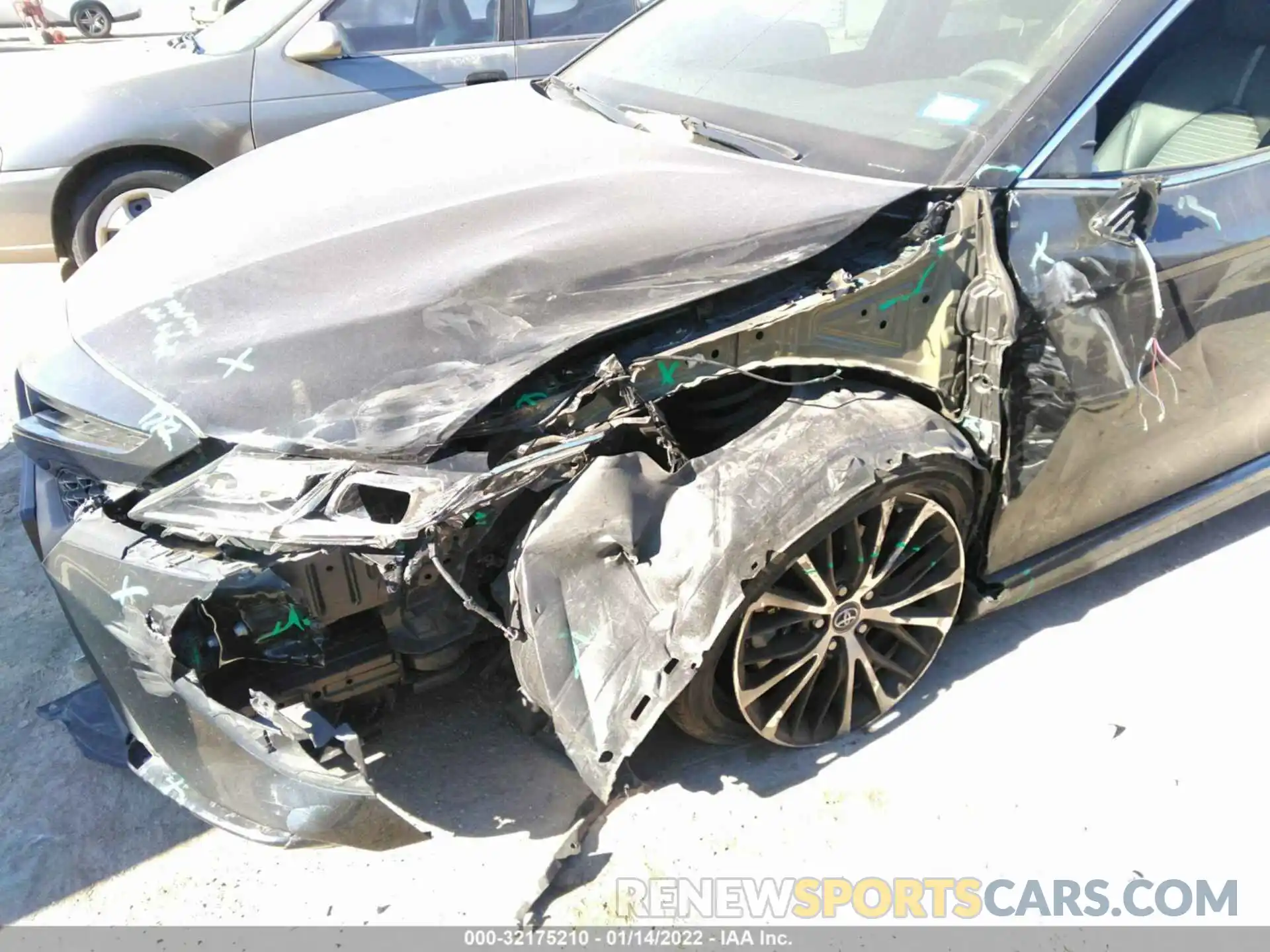 6 Photograph of a damaged car 4T1B11HK7KU255480 TOYOTA CAMRY 2019