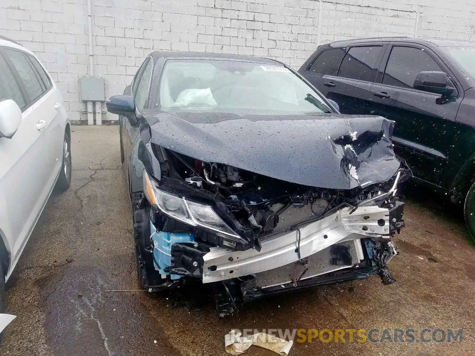 1 Photograph of a damaged car 4T1B11HK7KU255642 TOYOTA CAMRY 2019