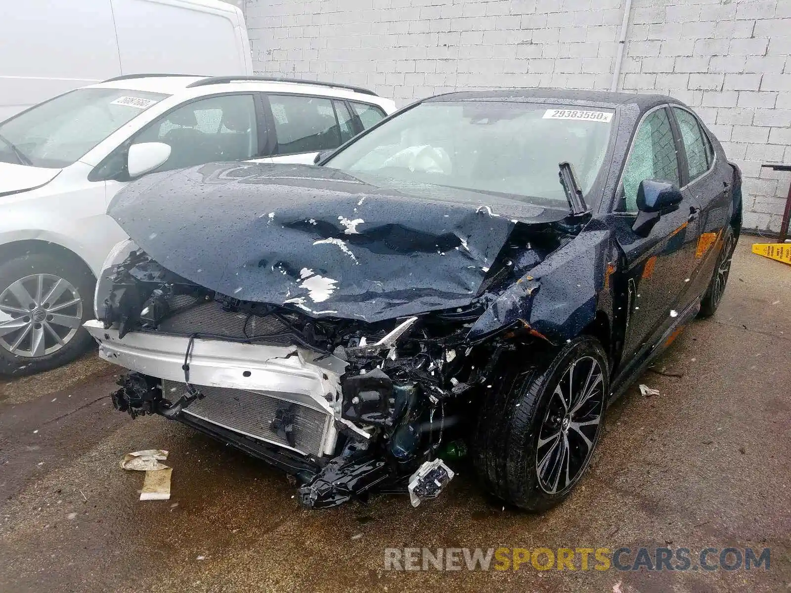 2 Photograph of a damaged car 4T1B11HK7KU255642 TOYOTA CAMRY 2019