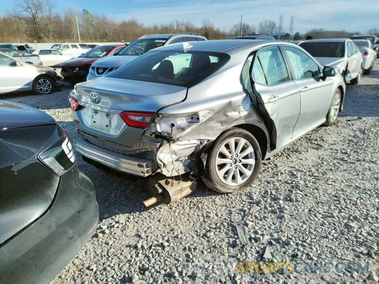 4 Photograph of a damaged car 4T1B11HK7KU256421 TOYOTA CAMRY 2019