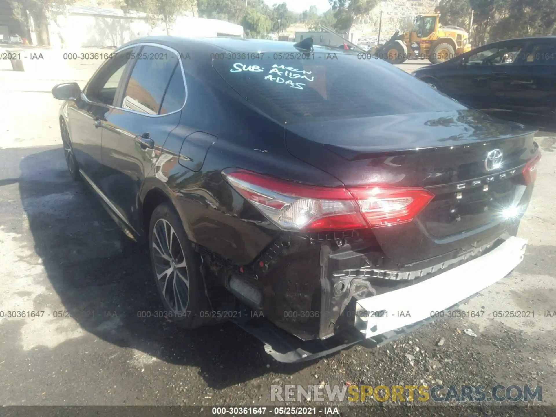 3 Photograph of a damaged car 4T1B11HK7KU256919 TOYOTA CAMRY 2019