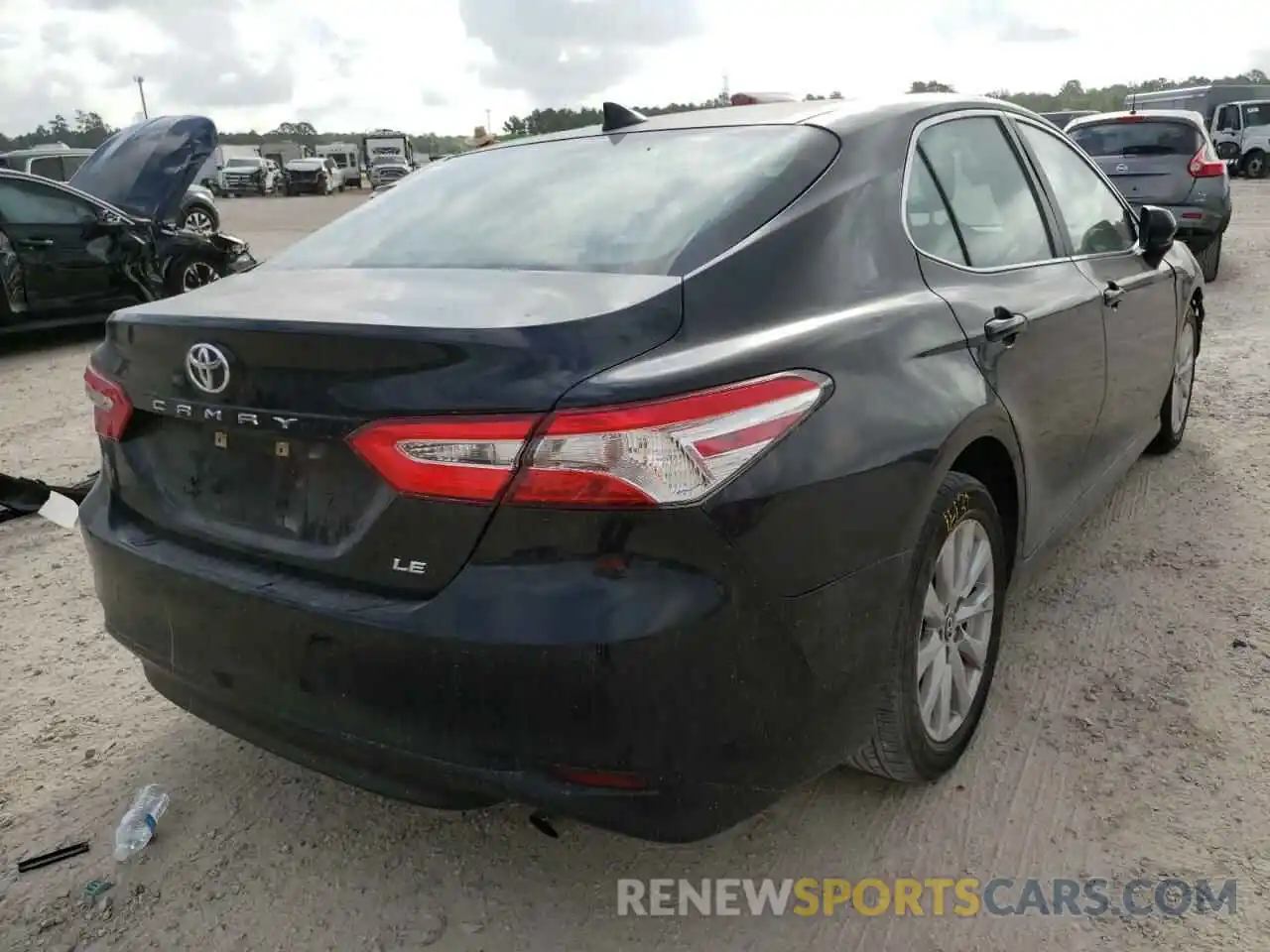 4 Photograph of a damaged car 4T1B11HK7KU257097 TOYOTA CAMRY 2019