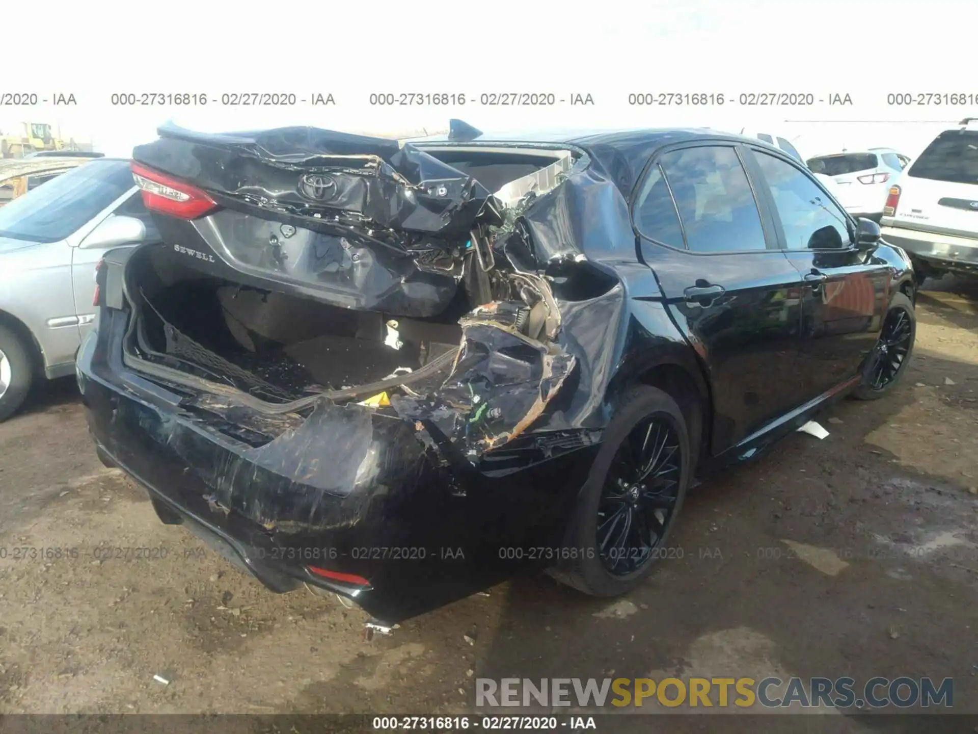 4 Фотография поврежденного автомобиля 4T1B11HK7KU257889 TOYOTA CAMRY 2019