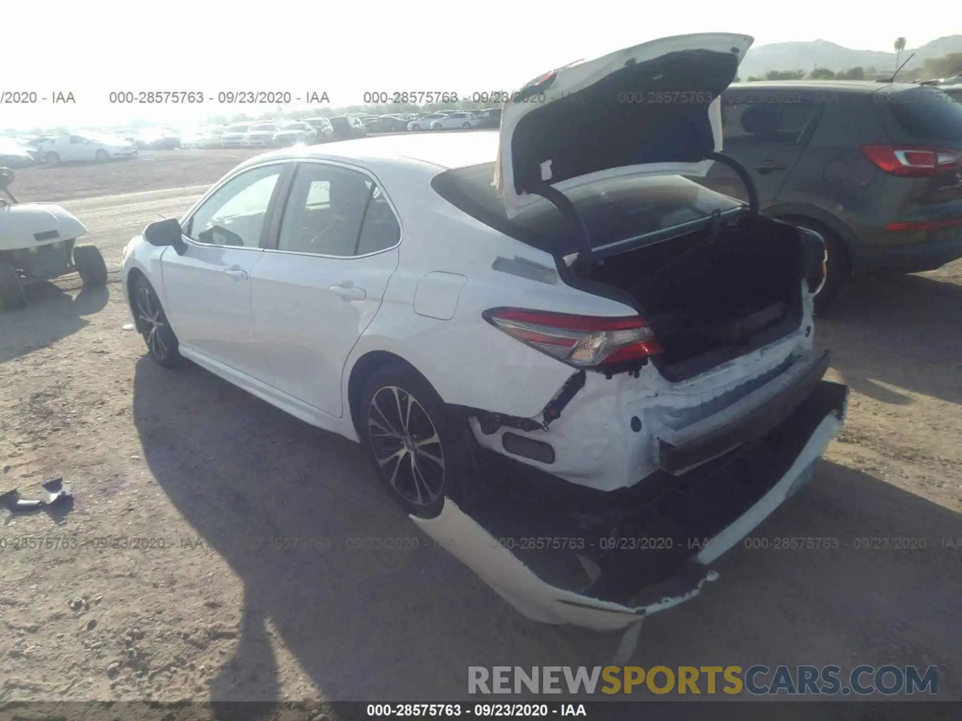 3 Photograph of a damaged car 4T1B11HK7KU258699 TOYOTA CAMRY 2019