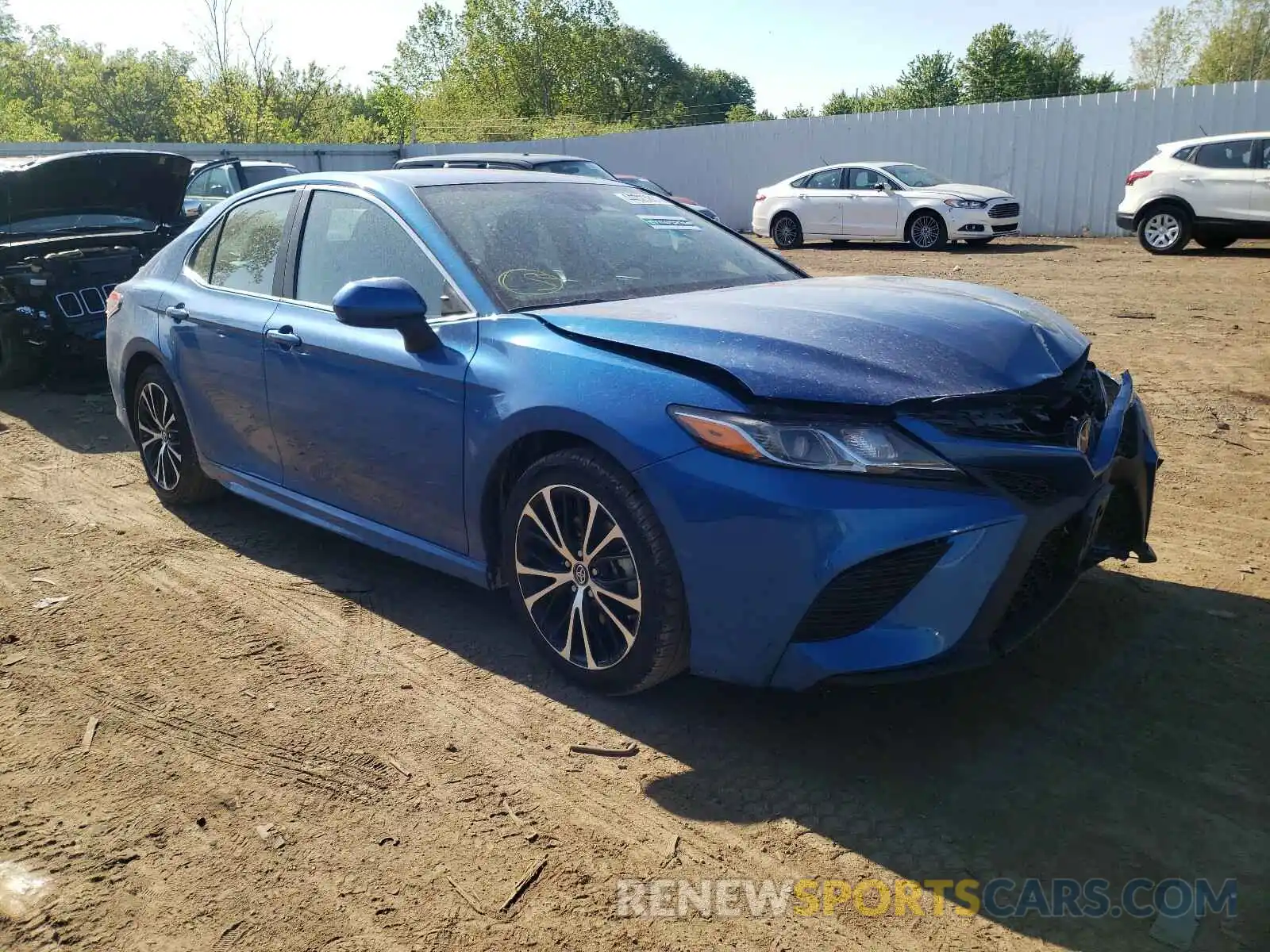 1 Photograph of a damaged car 4T1B11HK7KU260632 TOYOTA CAMRY 2019