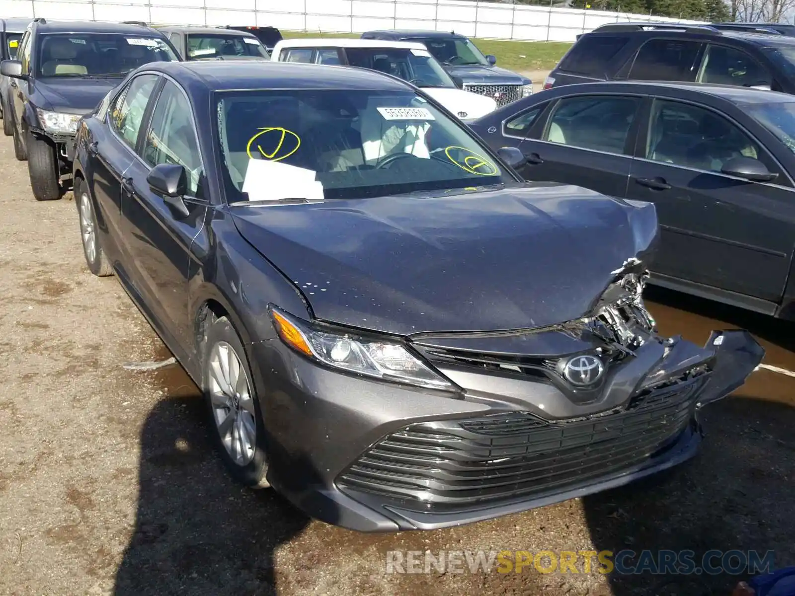 1 Photograph of a damaged car 4T1B11HK7KU260646 TOYOTA CAMRY 2019