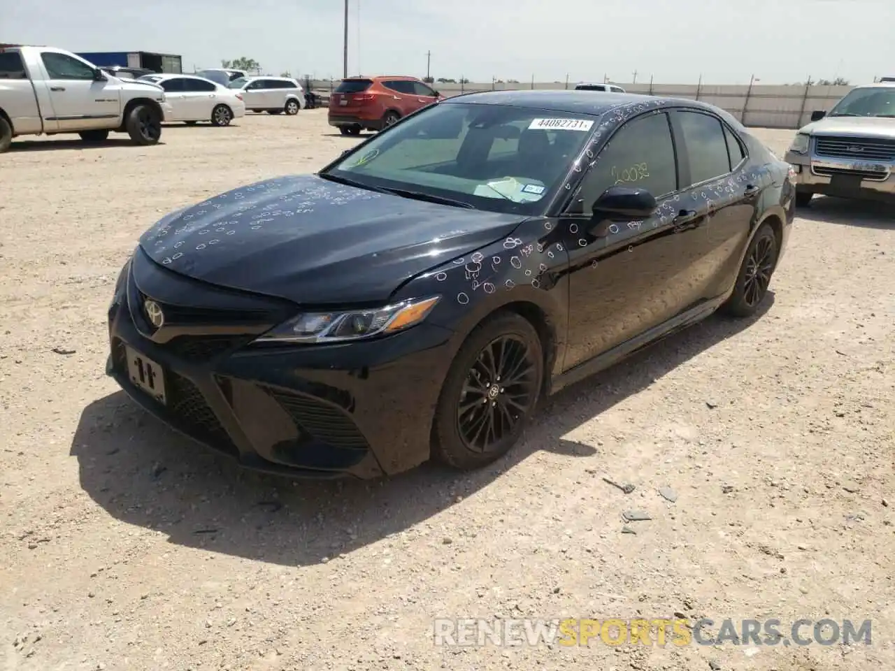 2 Photograph of a damaged car 4T1B11HK7KU260968 TOYOTA CAMRY 2019