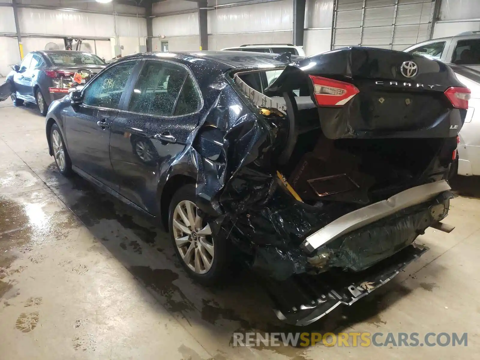 3 Photograph of a damaged car 4T1B11HK7KU261490 TOYOTA CAMRY 2019