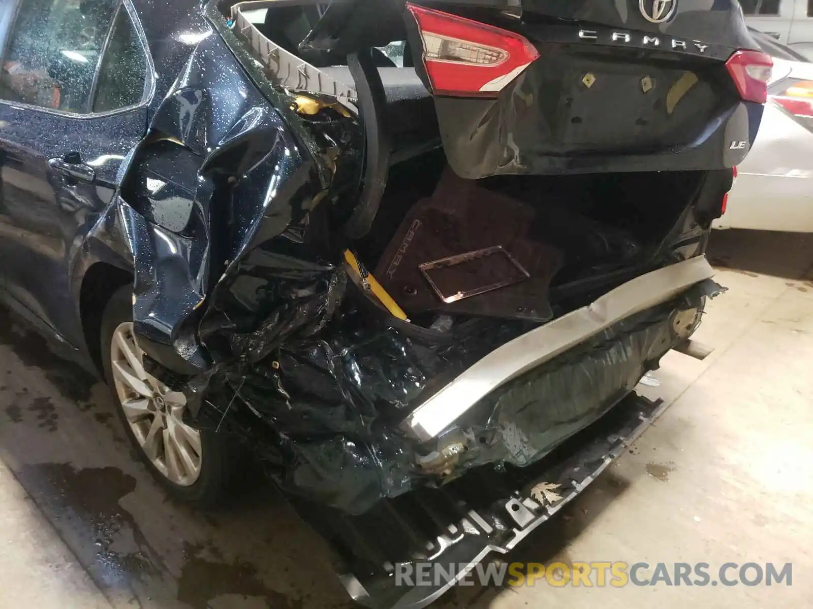 9 Photograph of a damaged car 4T1B11HK7KU261490 TOYOTA CAMRY 2019