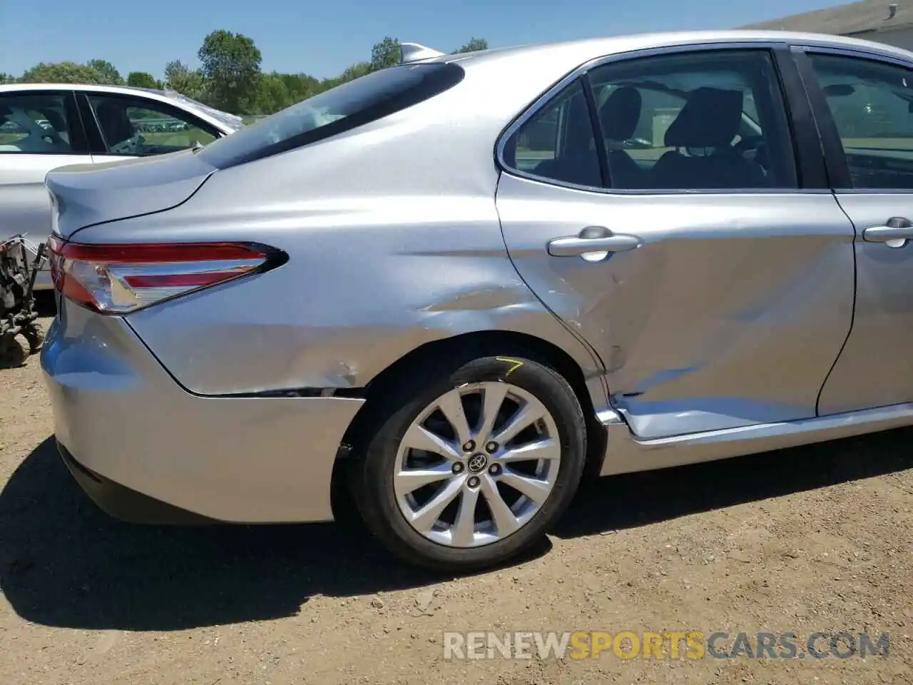 9 Photograph of a damaged car 4T1B11HK7KU263126 TOYOTA CAMRY 2019