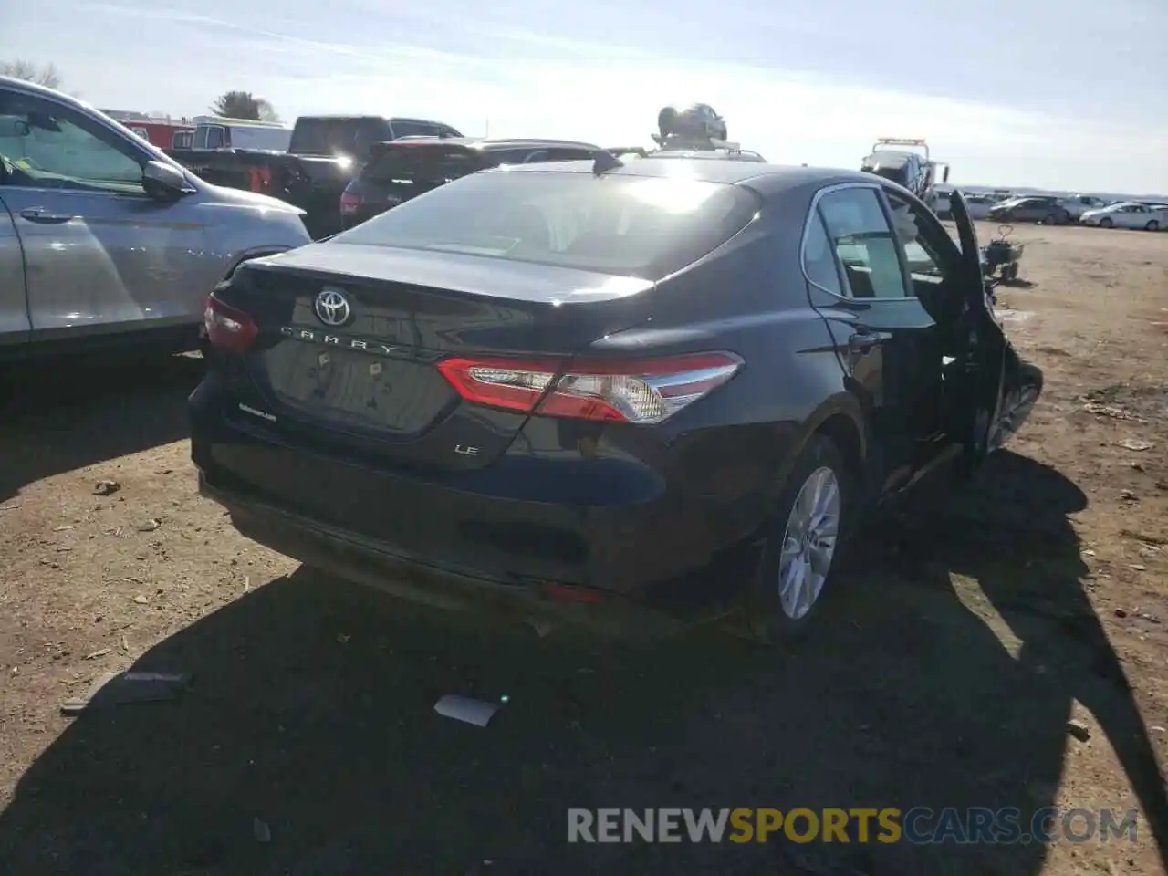 4 Photograph of a damaged car 4T1B11HK7KU265667 TOYOTA CAMRY 2019