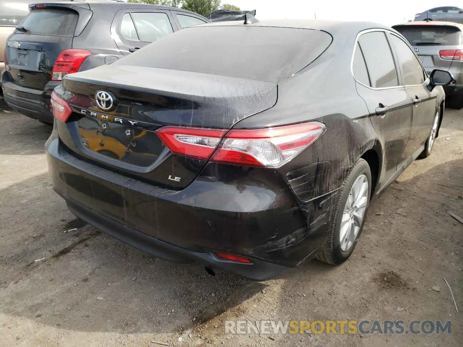 4 Photograph of a damaged car 4T1B11HK7KU265863 TOYOTA CAMRY 2019