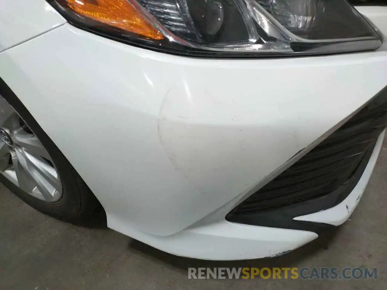 9 Photograph of a damaged car 4T1B11HK7KU267001 TOYOTA CAMRY 2019