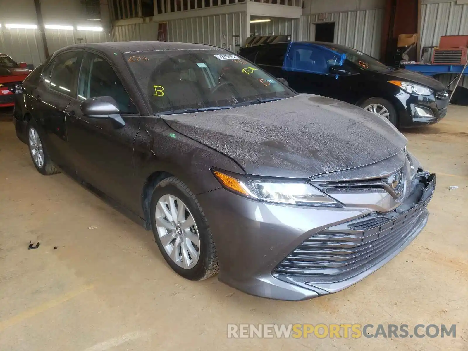 1 Photograph of a damaged car 4T1B11HK7KU267354 TOYOTA CAMRY 2019