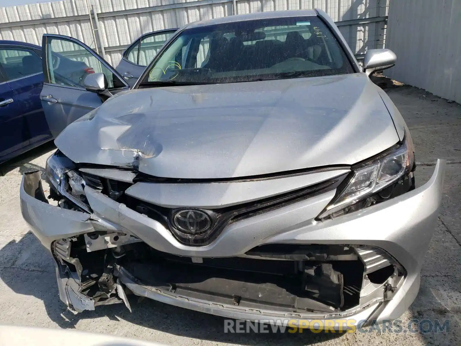 9 Photograph of a damaged car 4T1B11HK7KU268004 TOYOTA CAMRY 2019