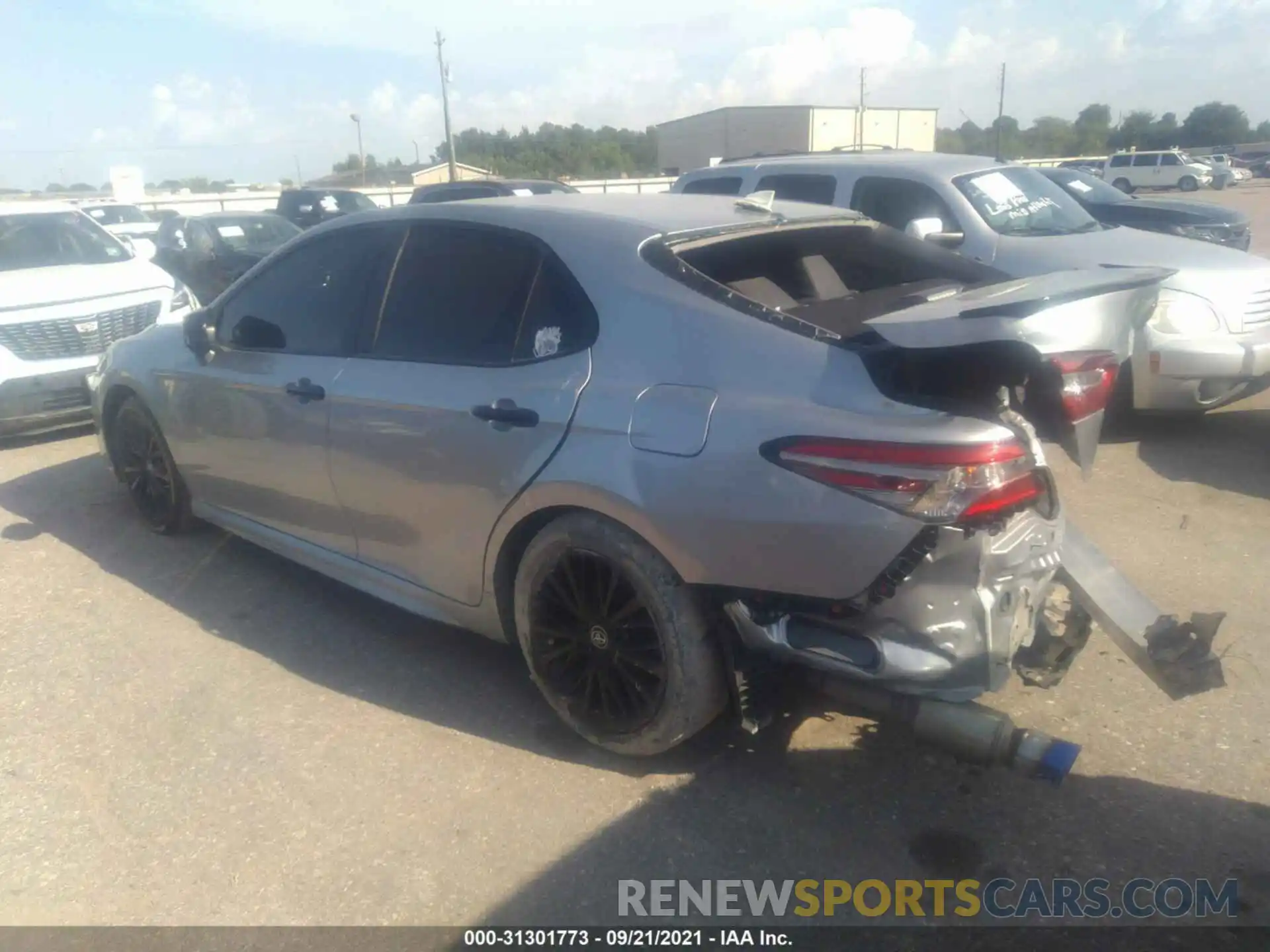 3 Photograph of a damaged car 4T1B11HK7KU268763 TOYOTA CAMRY 2019