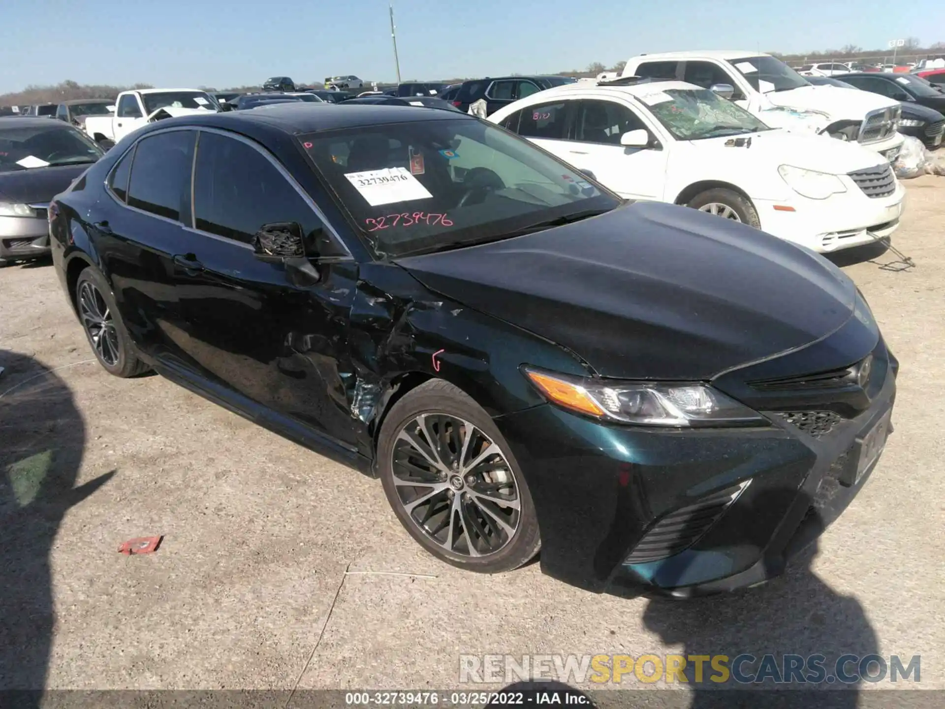 1 Photograph of a damaged car 4T1B11HK7KU269914 TOYOTA CAMRY 2019