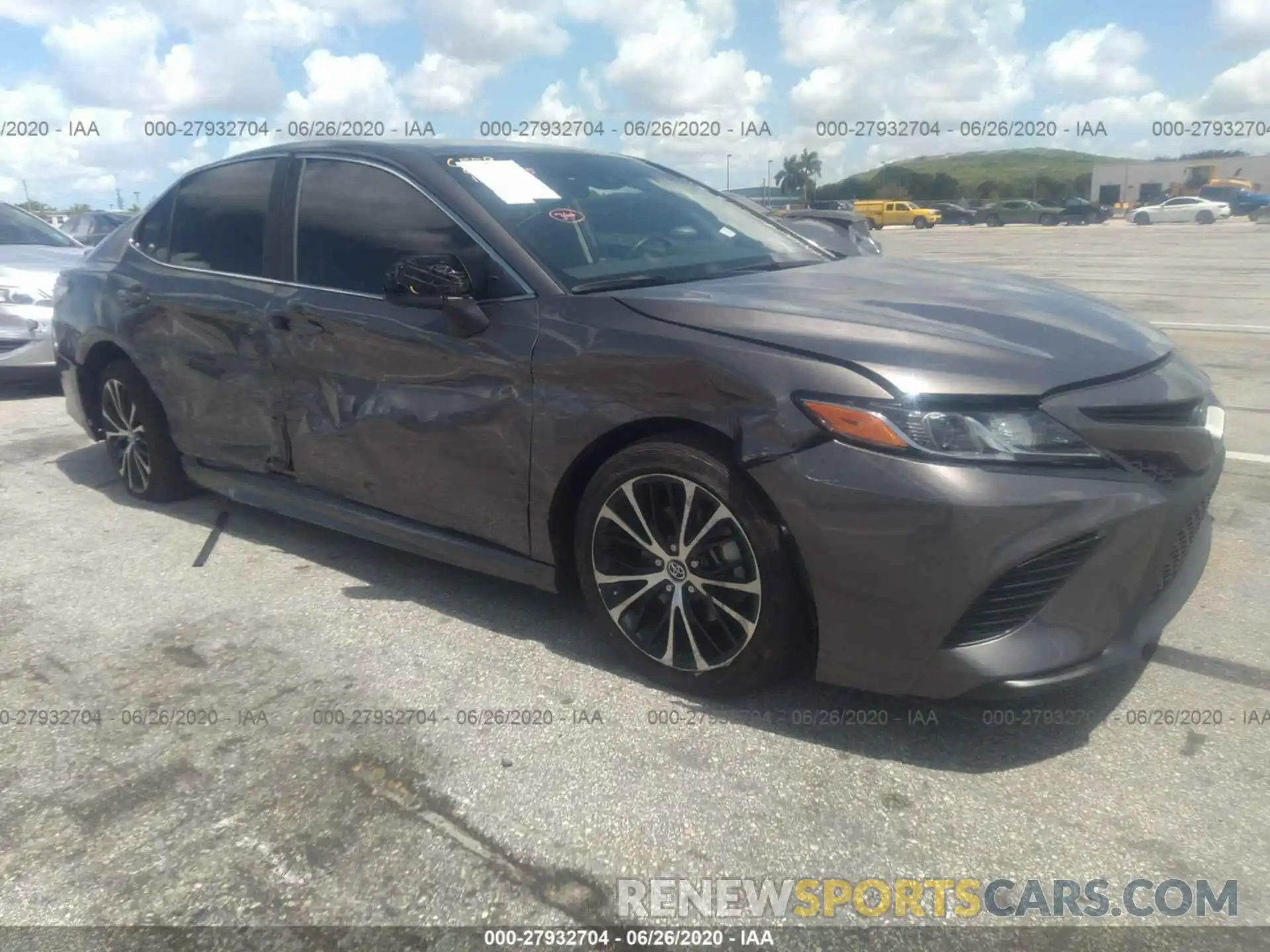 1 Photograph of a damaged car 4T1B11HK7KU270657 TOYOTA CAMRY 2019