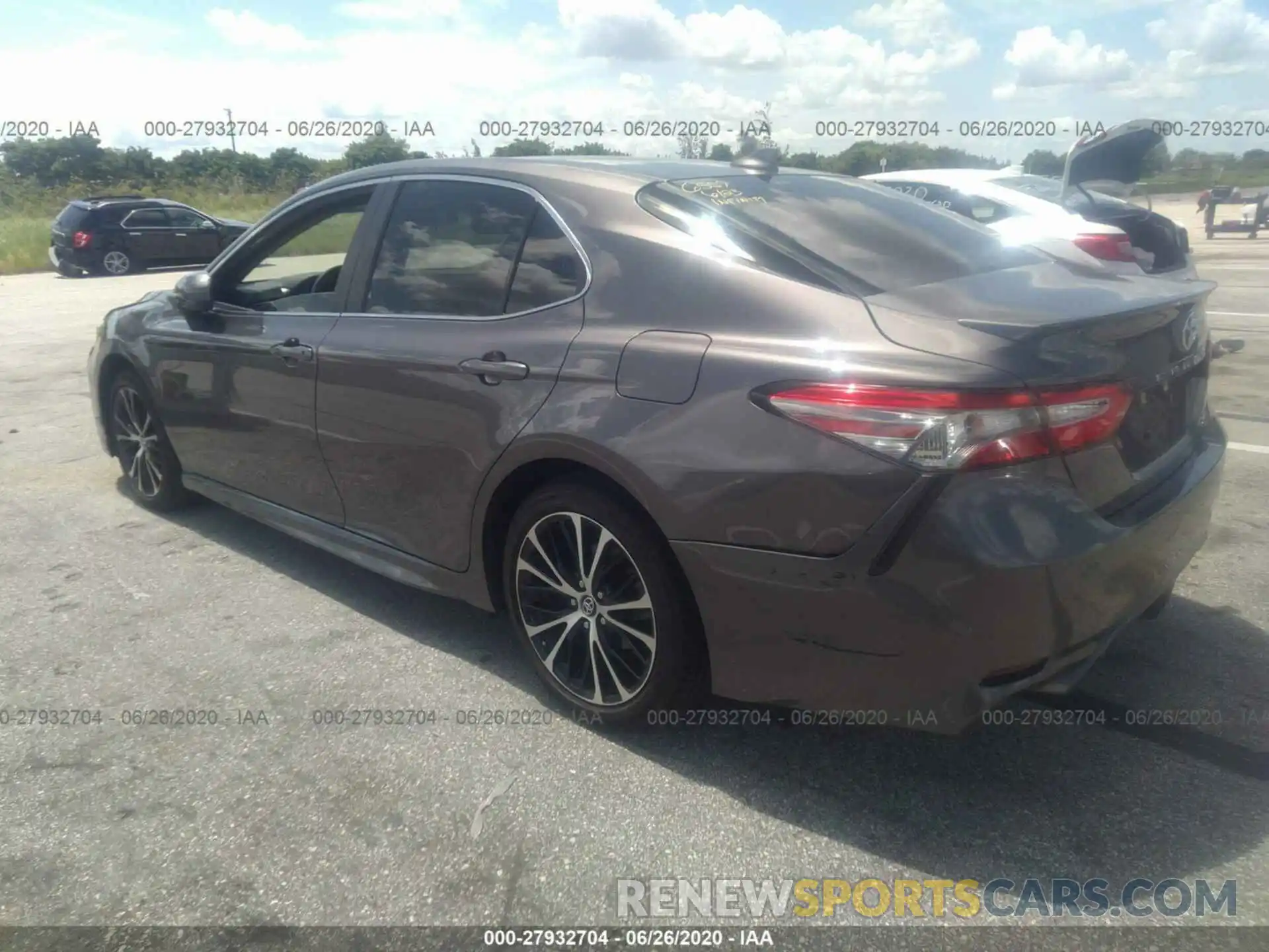 3 Photograph of a damaged car 4T1B11HK7KU270657 TOYOTA CAMRY 2019