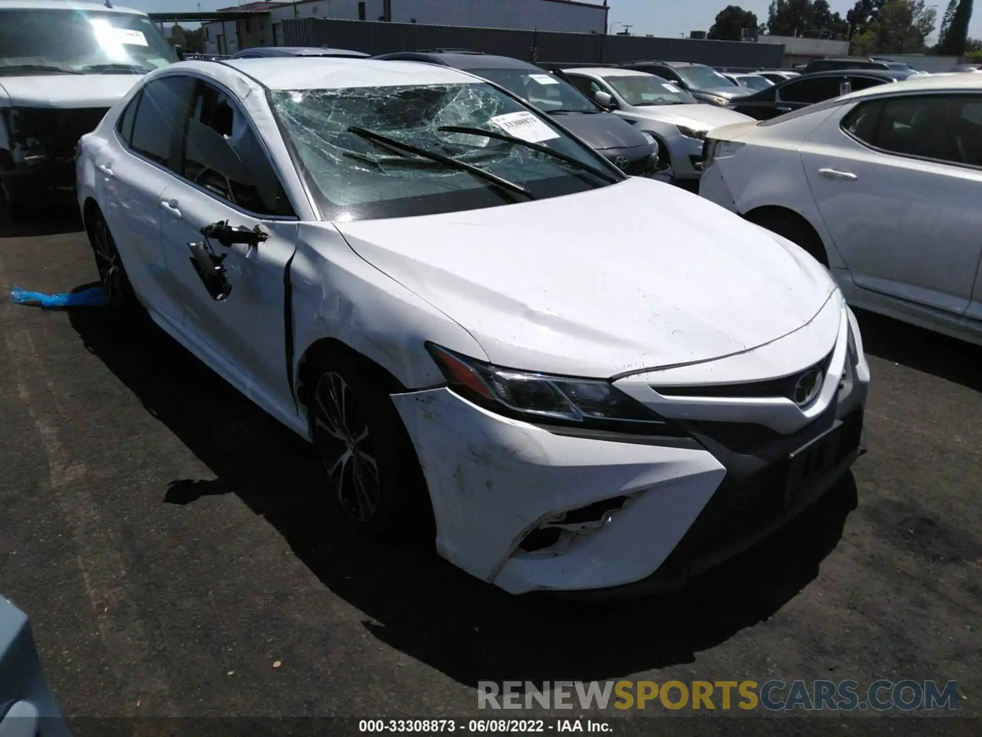 1 Photograph of a damaged car 4T1B11HK7KU271369 TOYOTA CAMRY 2019