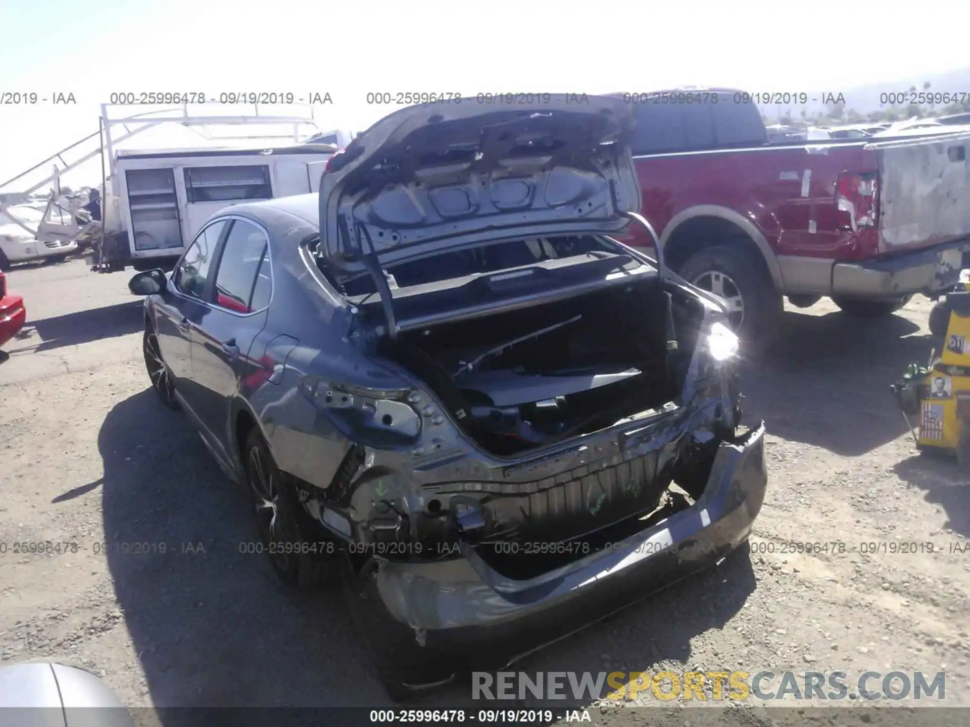 3 Photograph of a damaged car 4T1B11HK7KU271985 TOYOTA CAMRY 2019