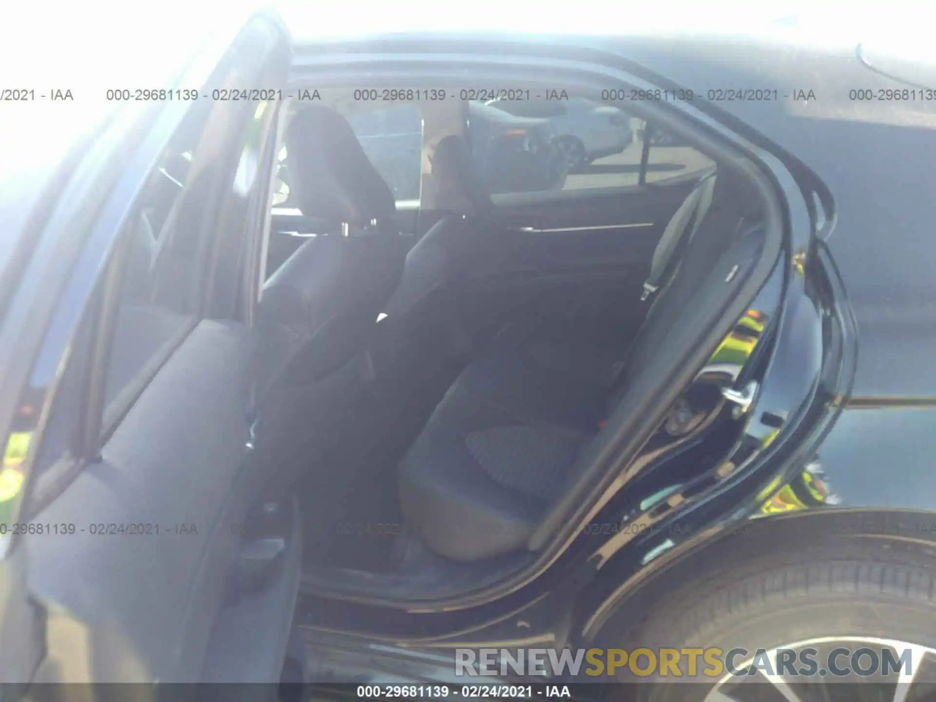 8 Photograph of a damaged car 4T1B11HK7KU274921 TOYOTA CAMRY 2019