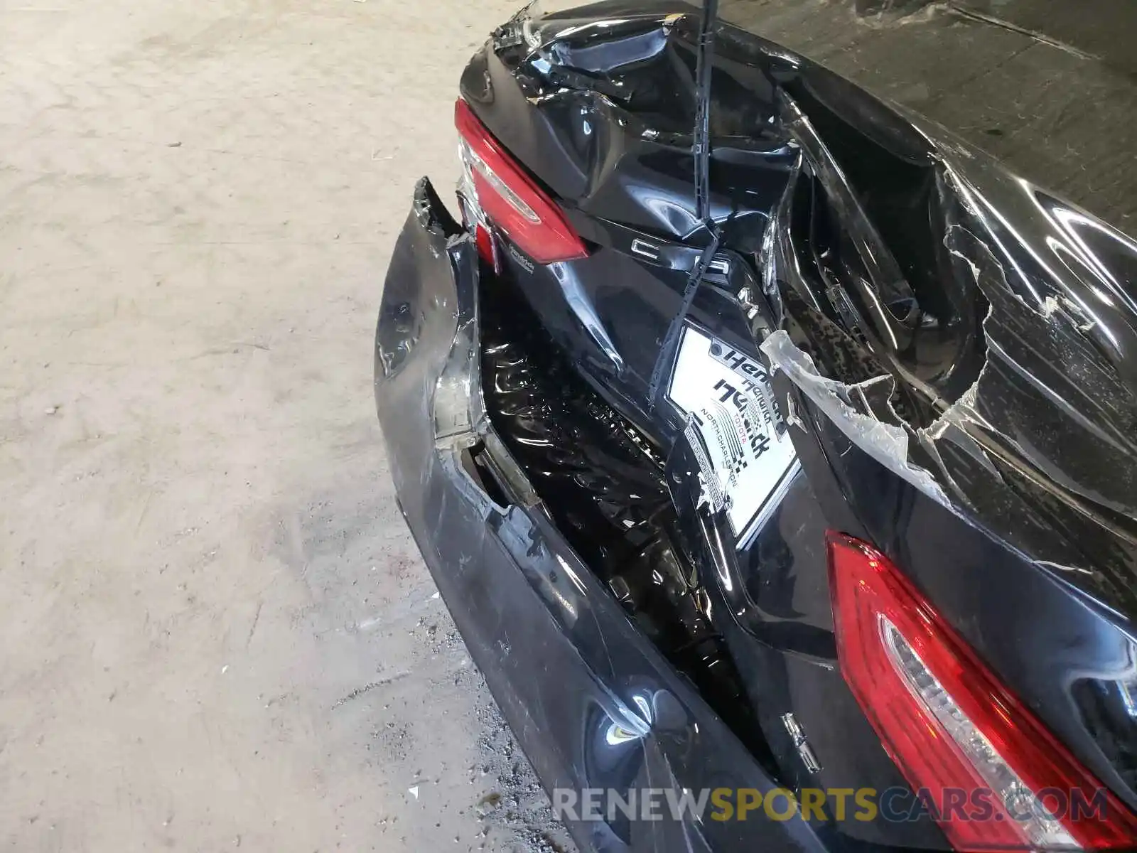 9 Photograph of a damaged car 4T1B11HK7KU279178 TOYOTA CAMRY 2019