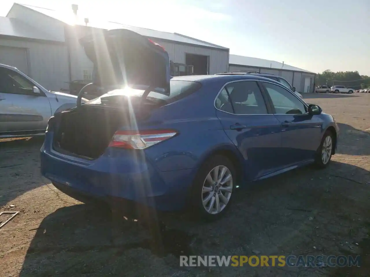 4 Photograph of a damaged car 4T1B11HK7KU279424 TOYOTA CAMRY 2019