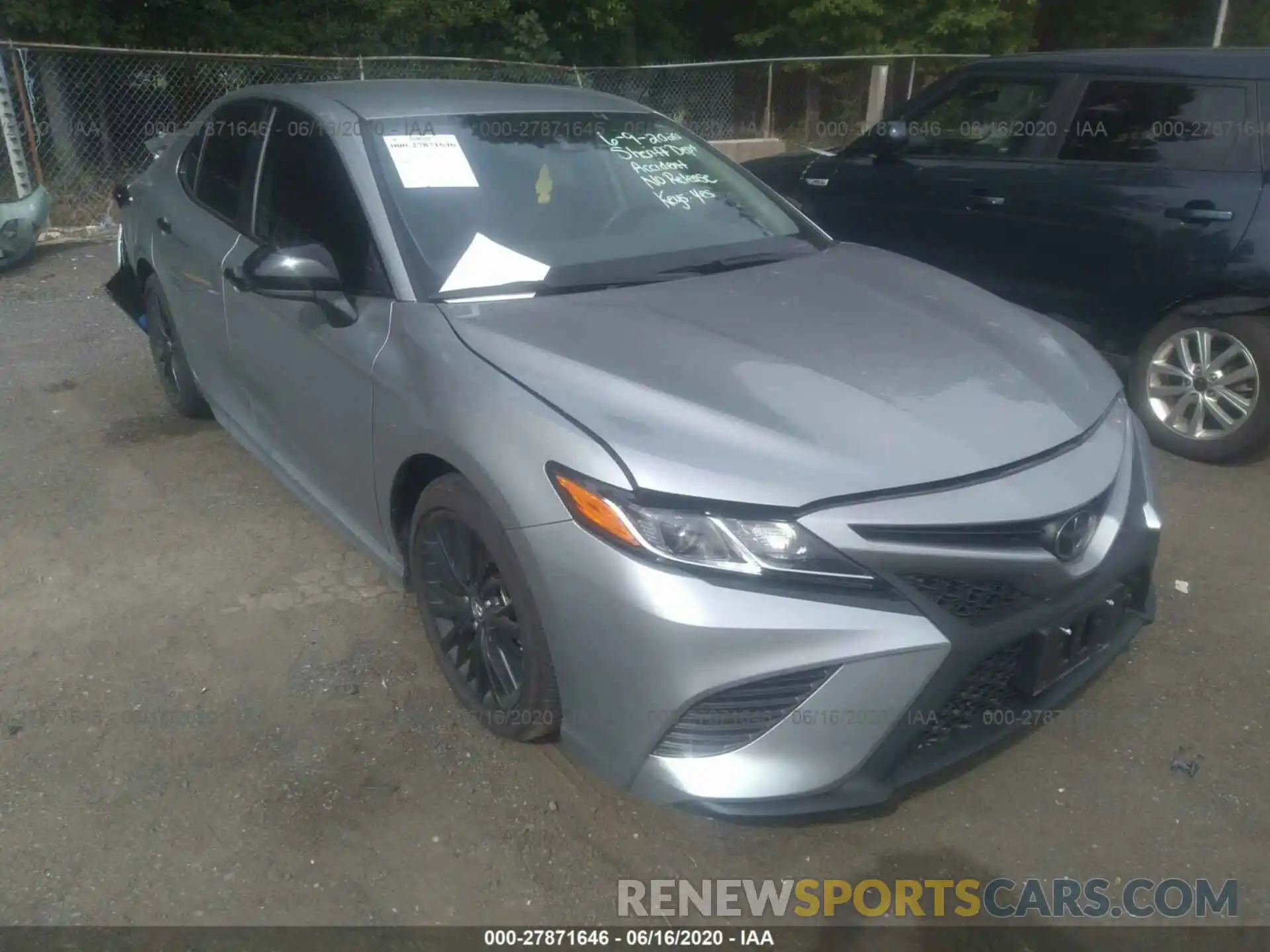 1 Photograph of a damaged car 4T1B11HK7KU279925 TOYOTA CAMRY 2019