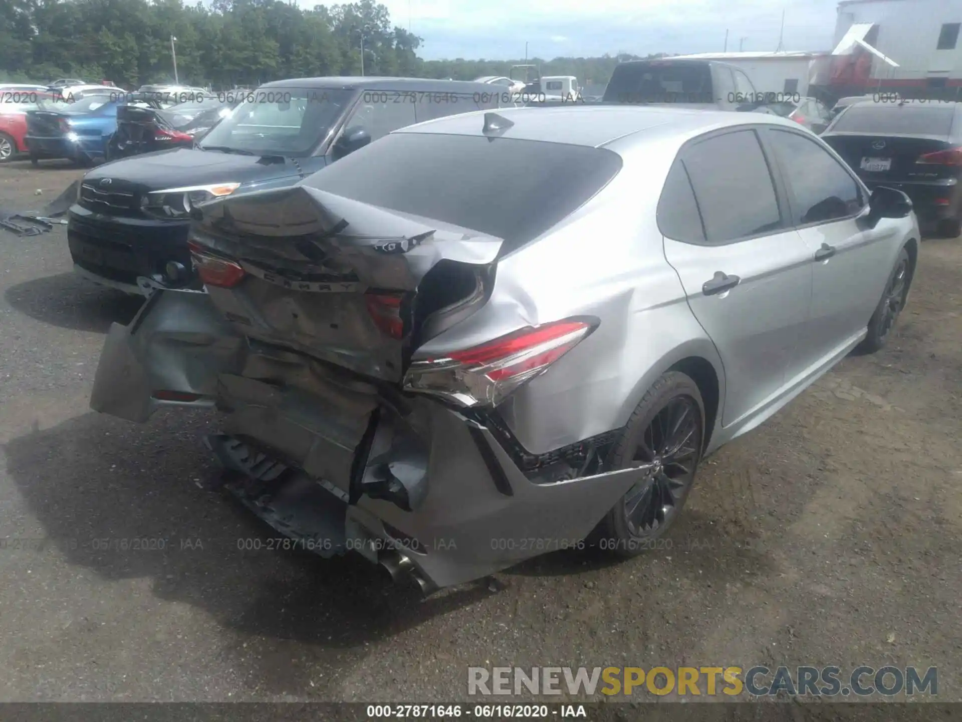 4 Photograph of a damaged car 4T1B11HK7KU279925 TOYOTA CAMRY 2019