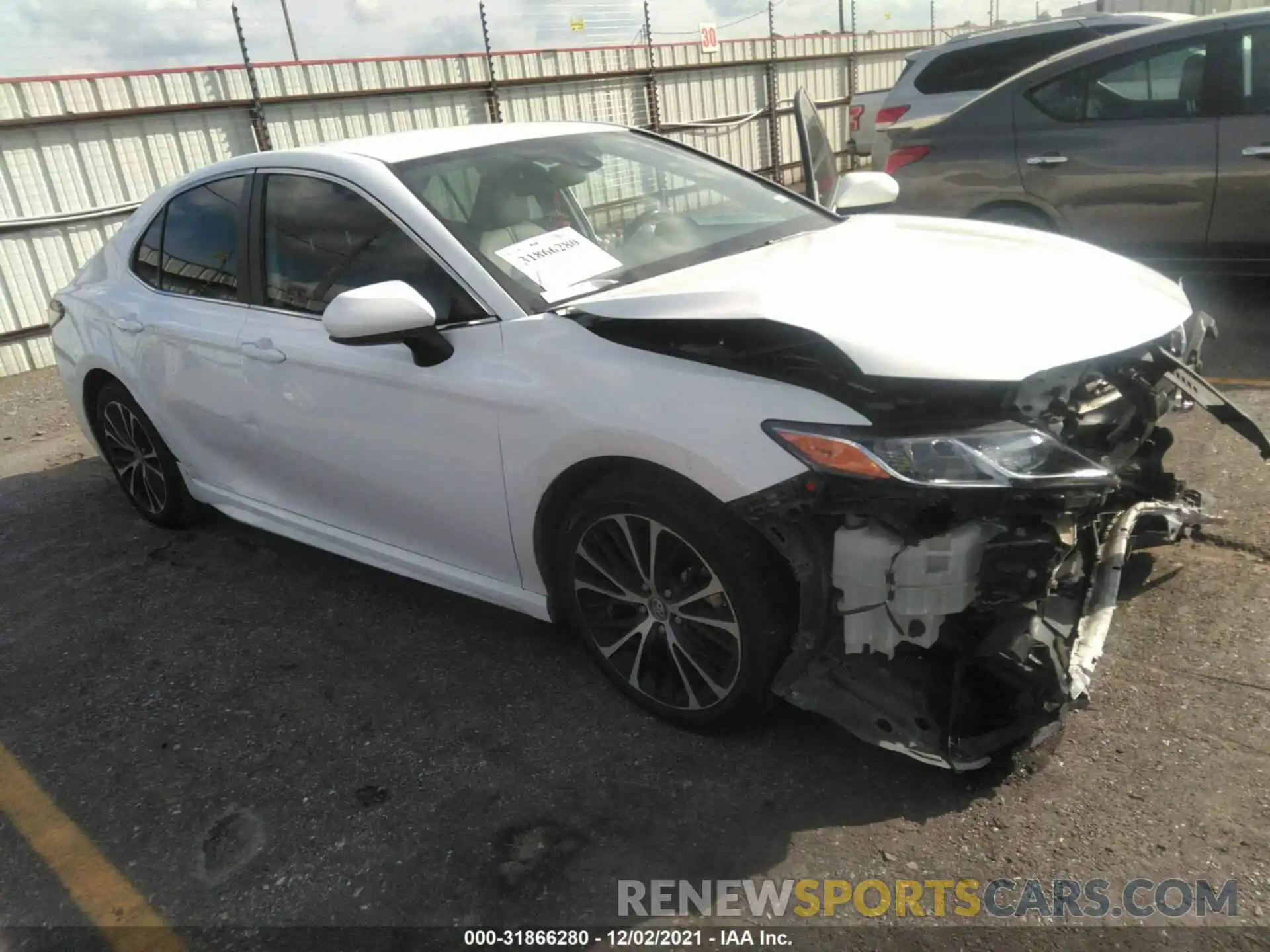 1 Photograph of a damaged car 4T1B11HK7KU280363 TOYOTA CAMRY 2019