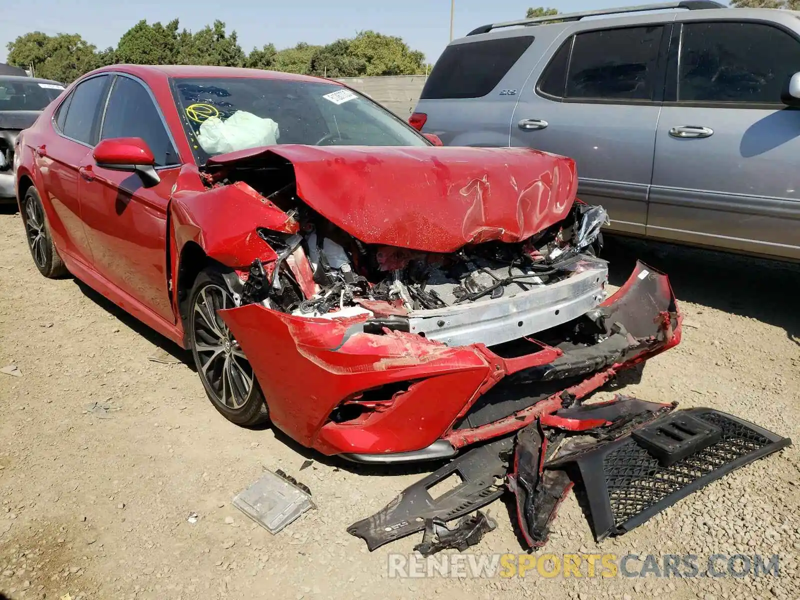 1 Photograph of a damaged car 4T1B11HK7KU281934 TOYOTA CAMRY 2019