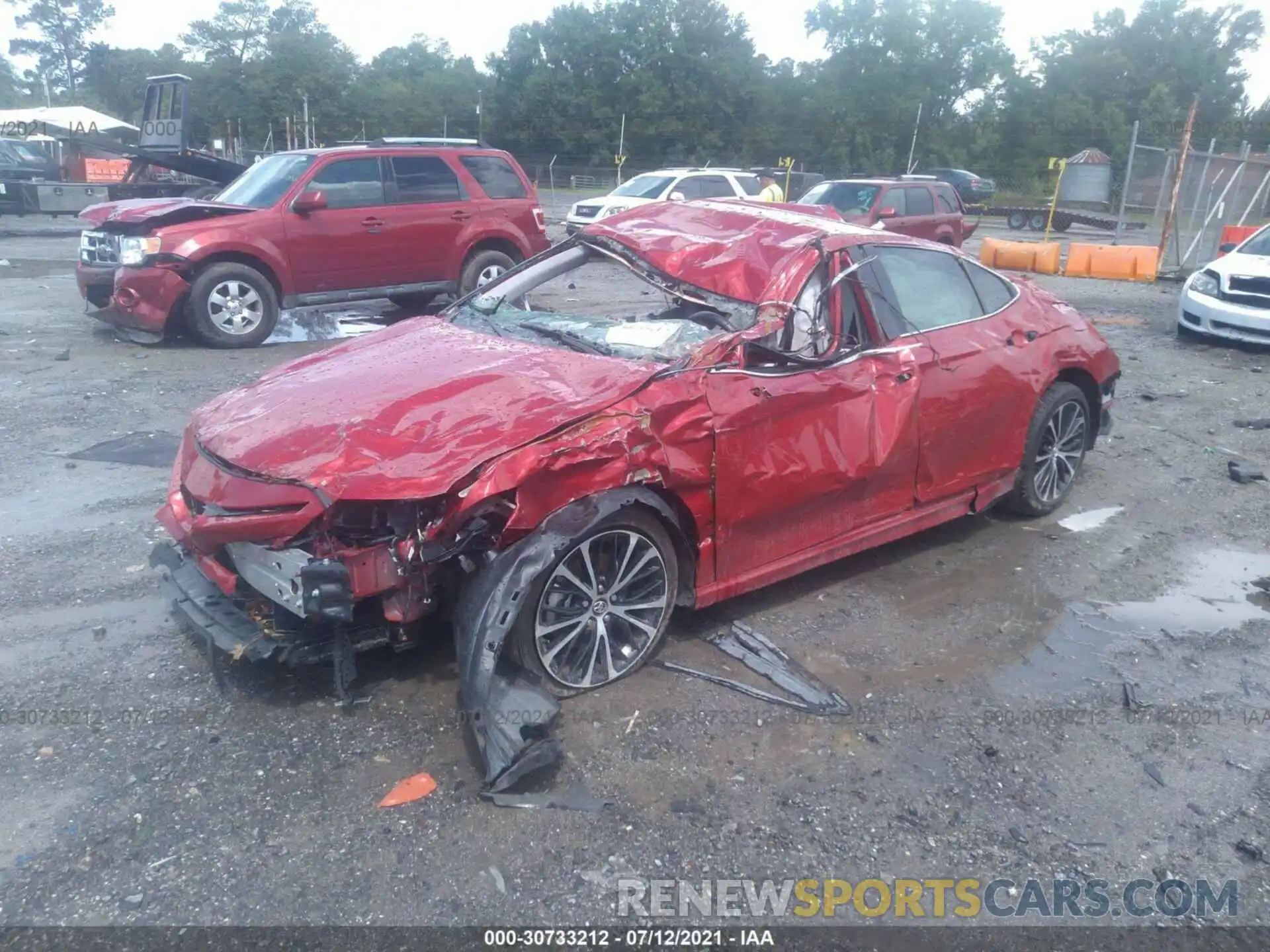 2 Photograph of a damaged car 4T1B11HK7KU282646 TOYOTA CAMRY 2019