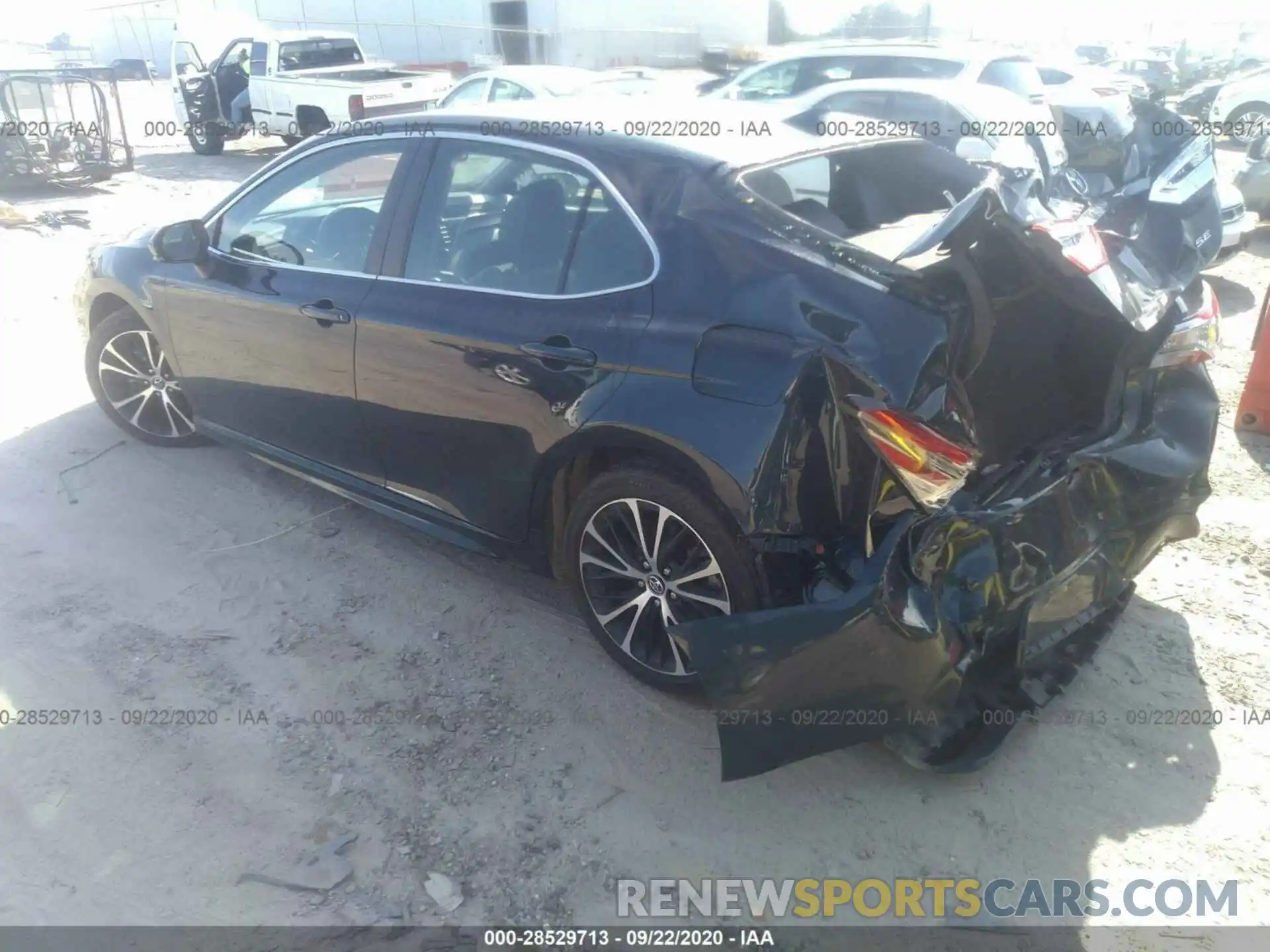 3 Photograph of a damaged car 4T1B11HK7KU283554 TOYOTA CAMRY 2019