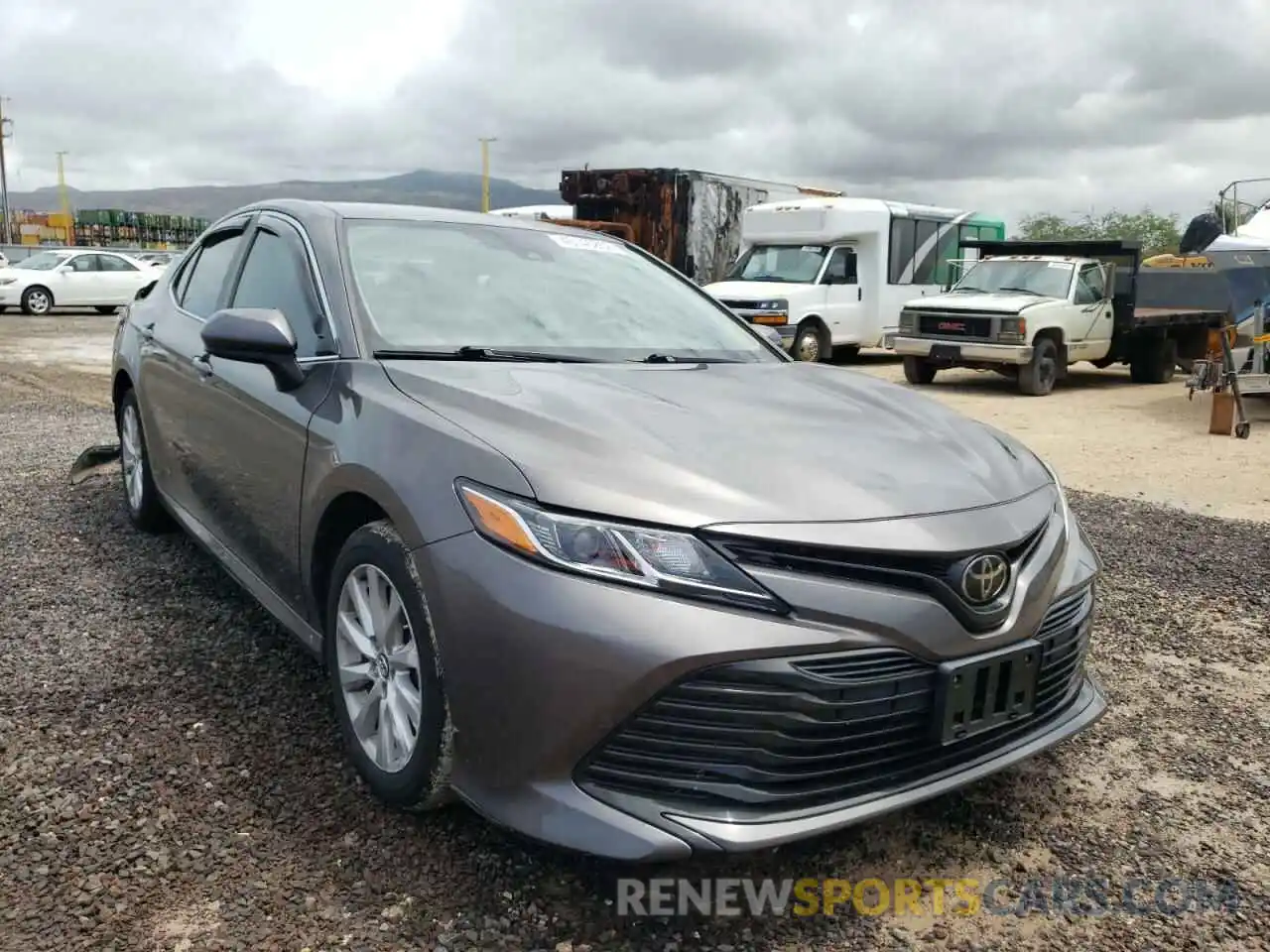 1 Photograph of a damaged car 4T1B11HK7KU283750 TOYOTA CAMRY 2019