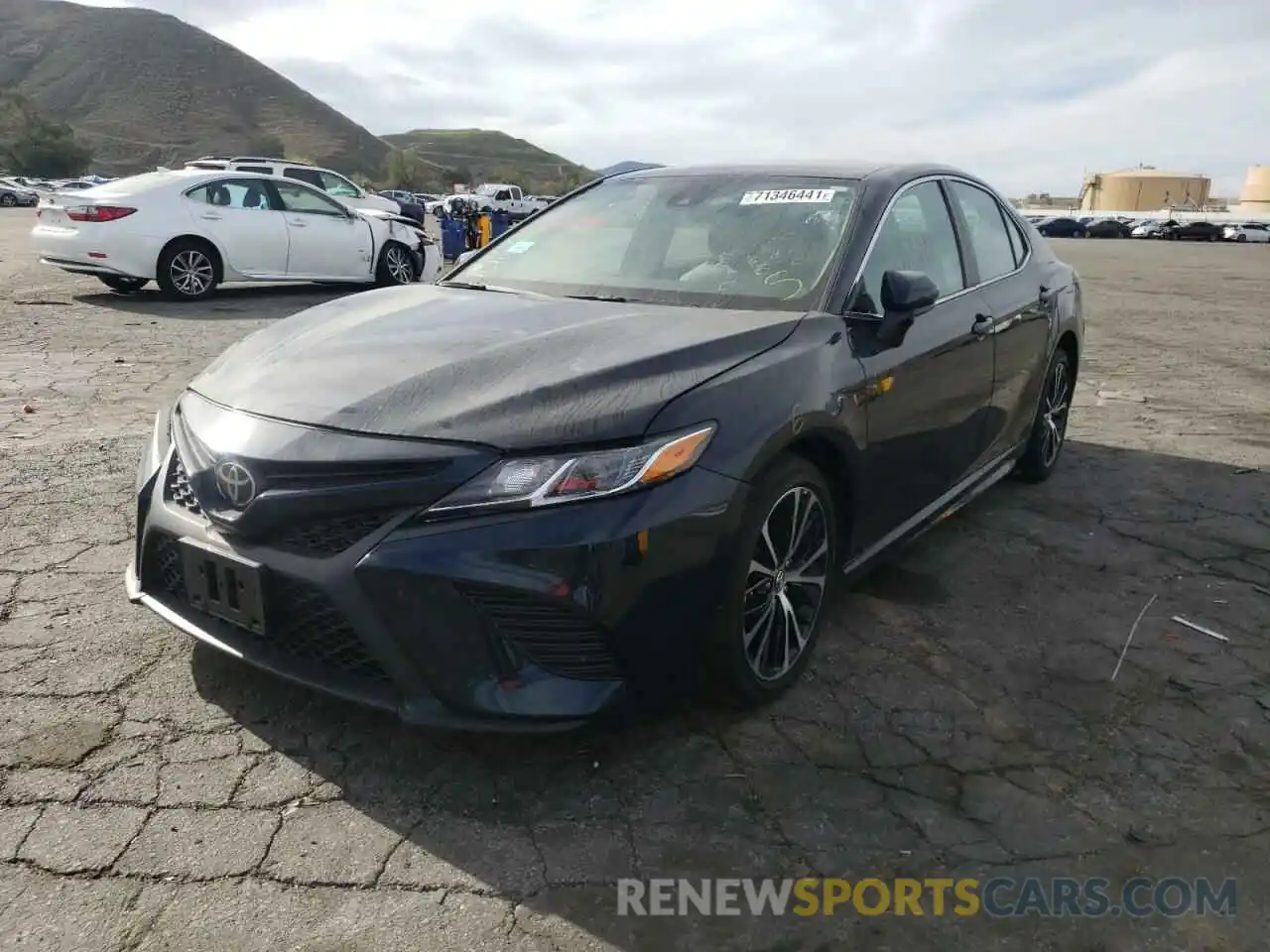 2 Photograph of a damaged car 4T1B11HK7KU283974 TOYOTA CAMRY 2019