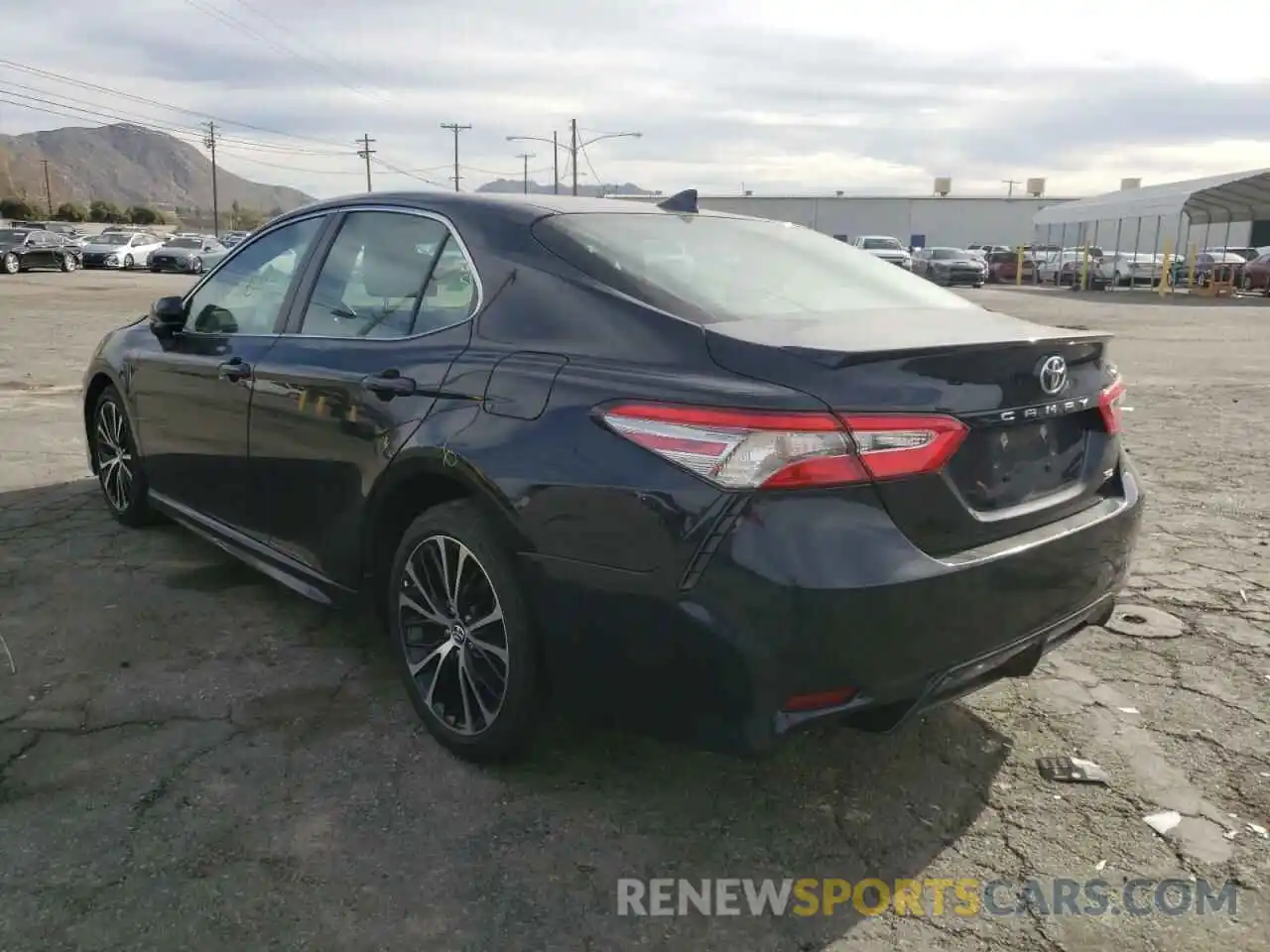 3 Photograph of a damaged car 4T1B11HK7KU283974 TOYOTA CAMRY 2019