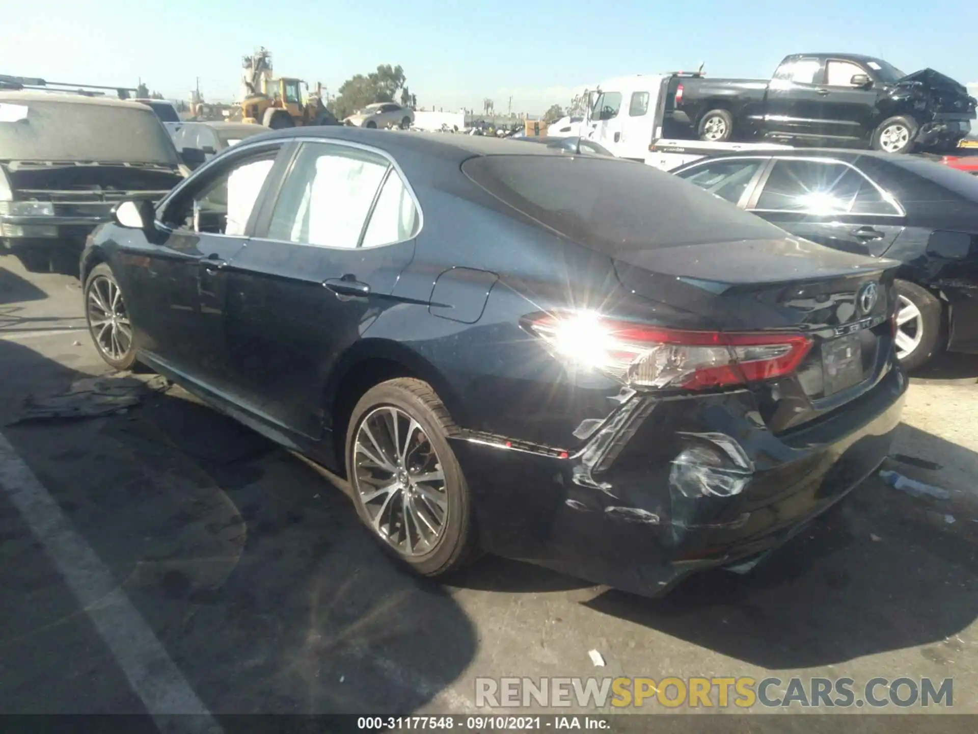 3 Photograph of a damaged car 4T1B11HK7KU285966 TOYOTA CAMRY 2019