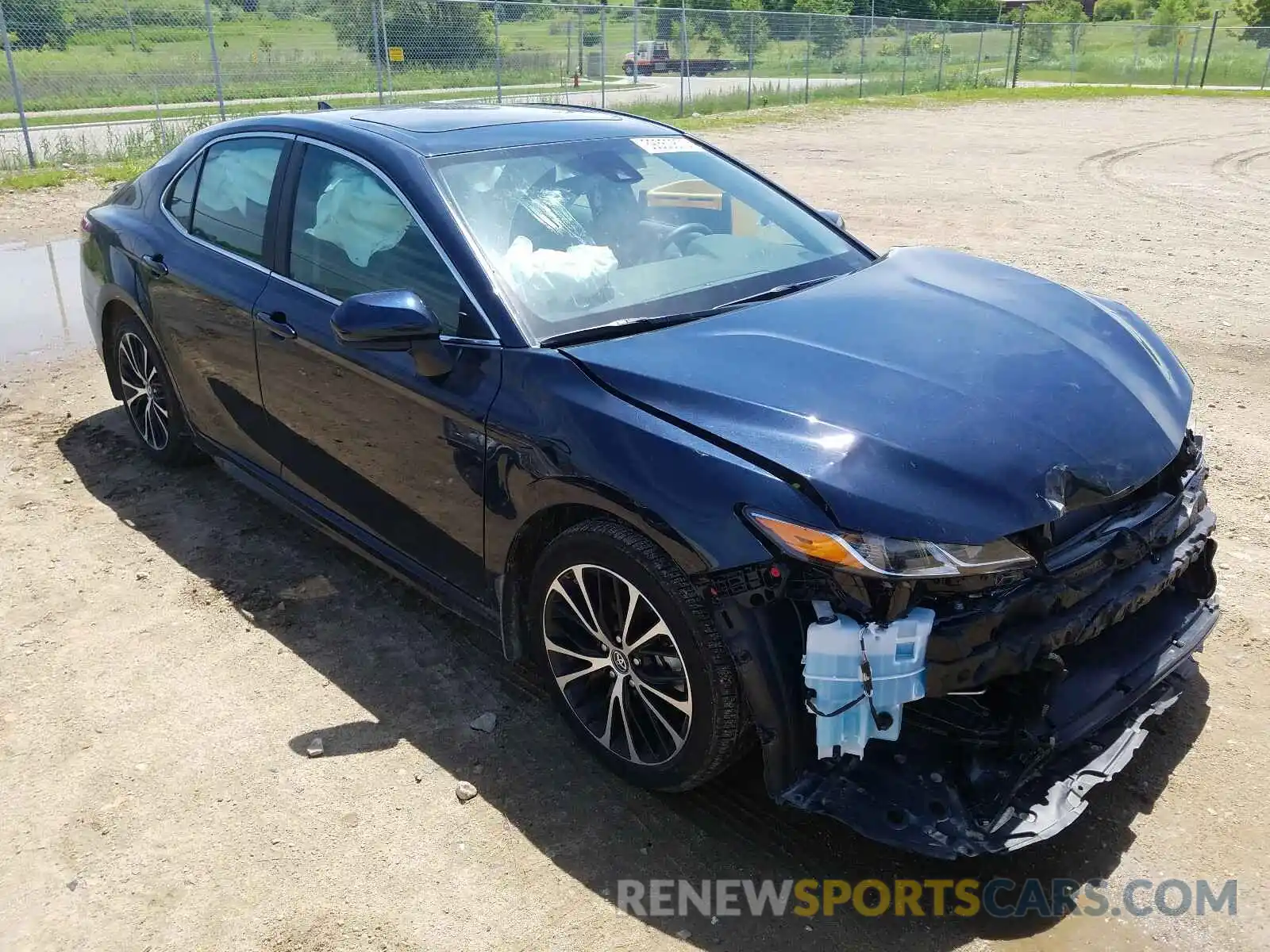 1 Photograph of a damaged car 4T1B11HK7KU288026 TOYOTA CAMRY 2019