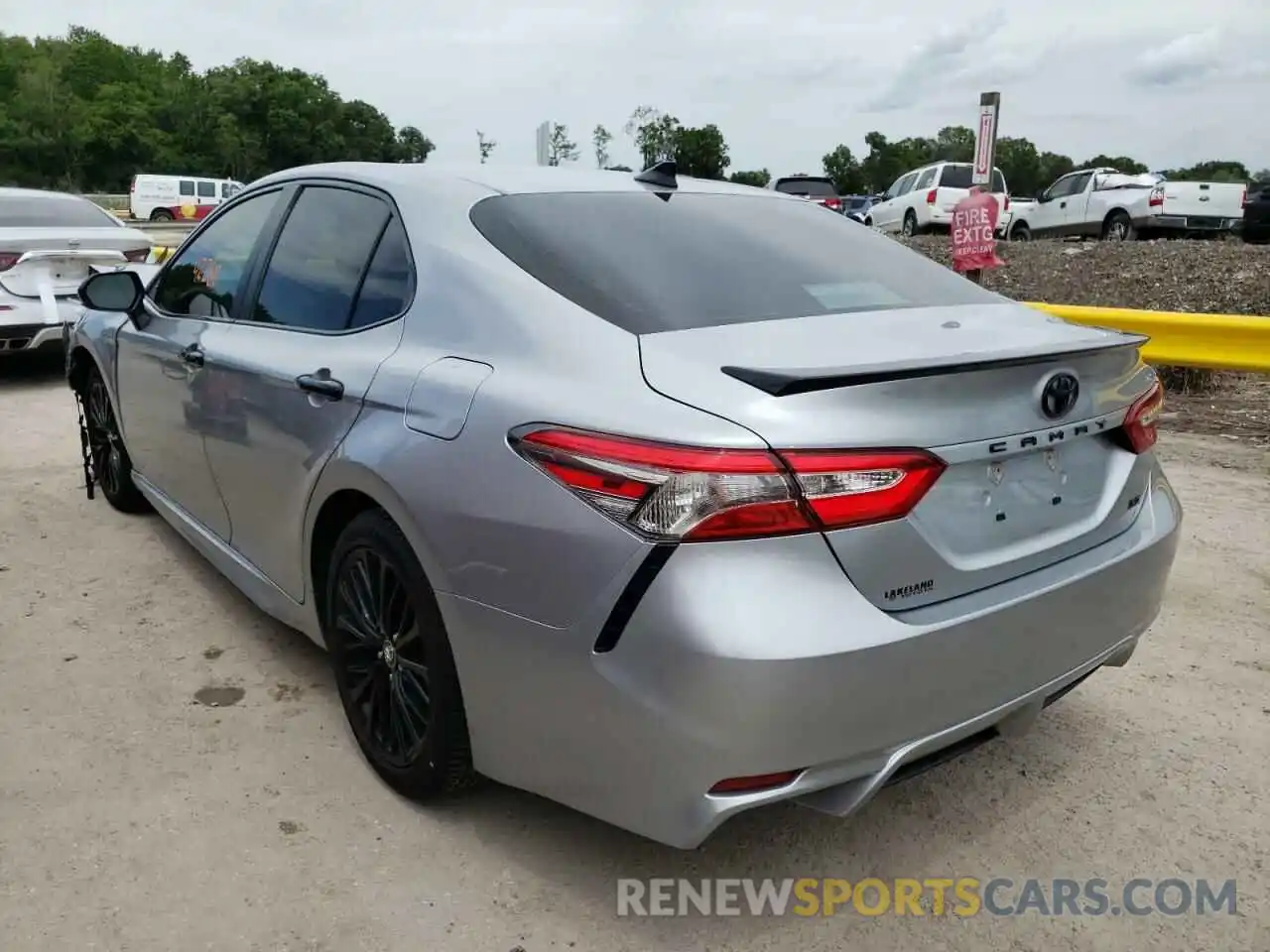 3 Photograph of a damaged car 4T1B11HK7KU288348 TOYOTA CAMRY 2019